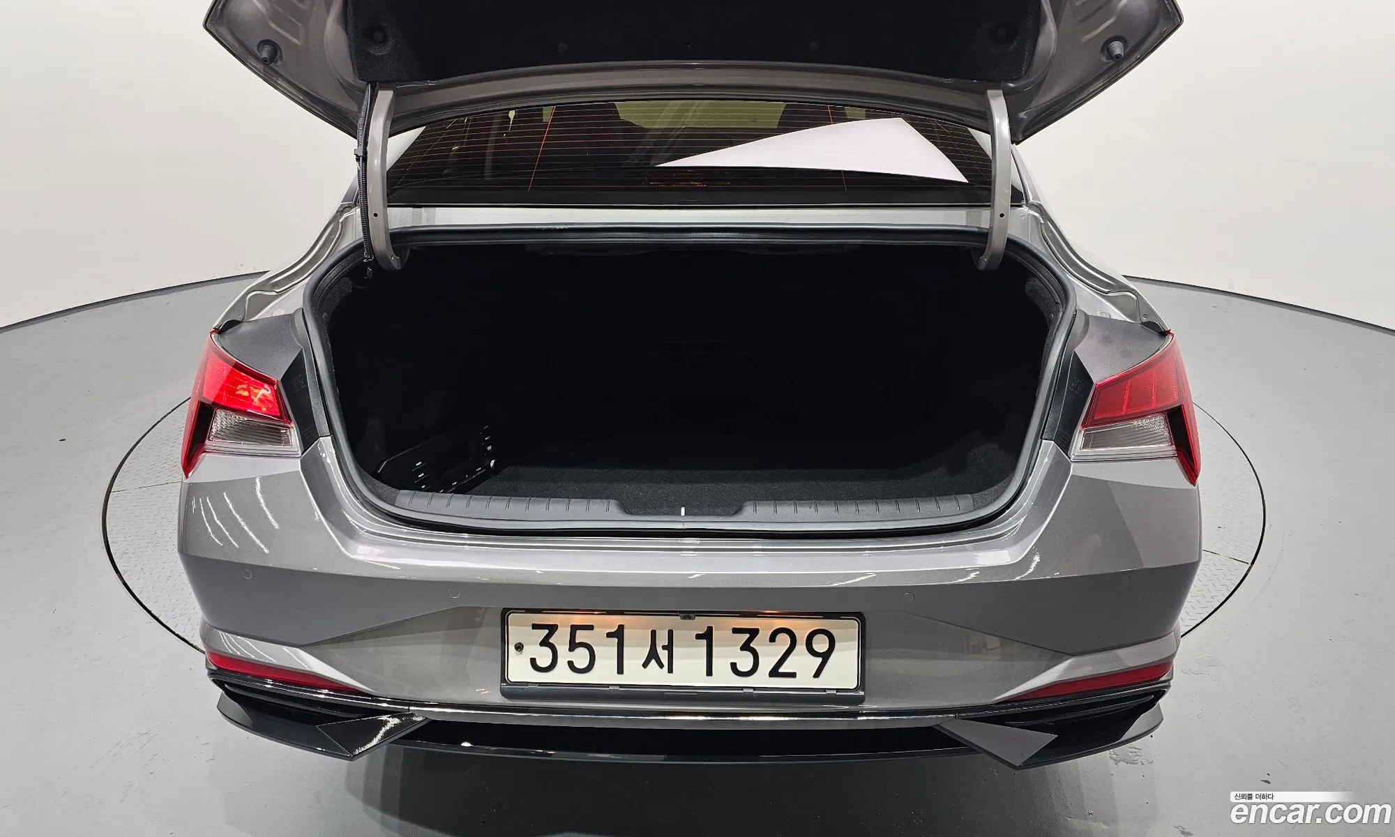 Hyundai Elantra 2021 — 5