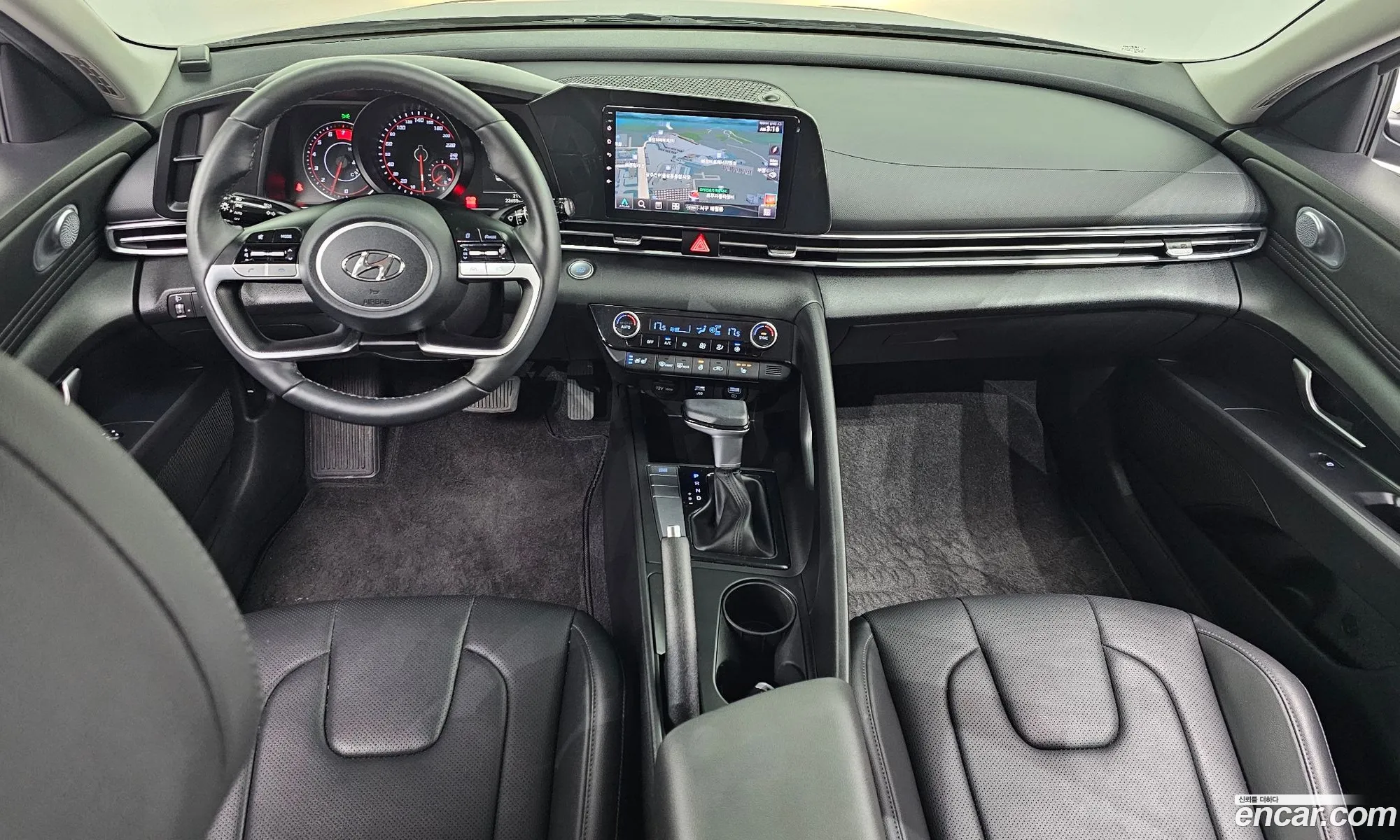 Hyundai Elantra 2021 — 4