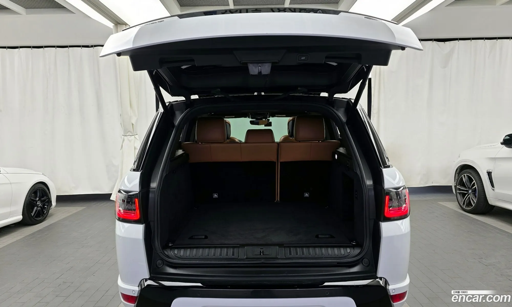 Land Rover Range Rover Sport 2019 — 13