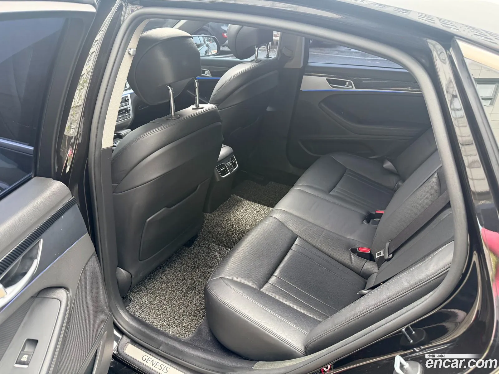 Genesis G80 2018 — 11