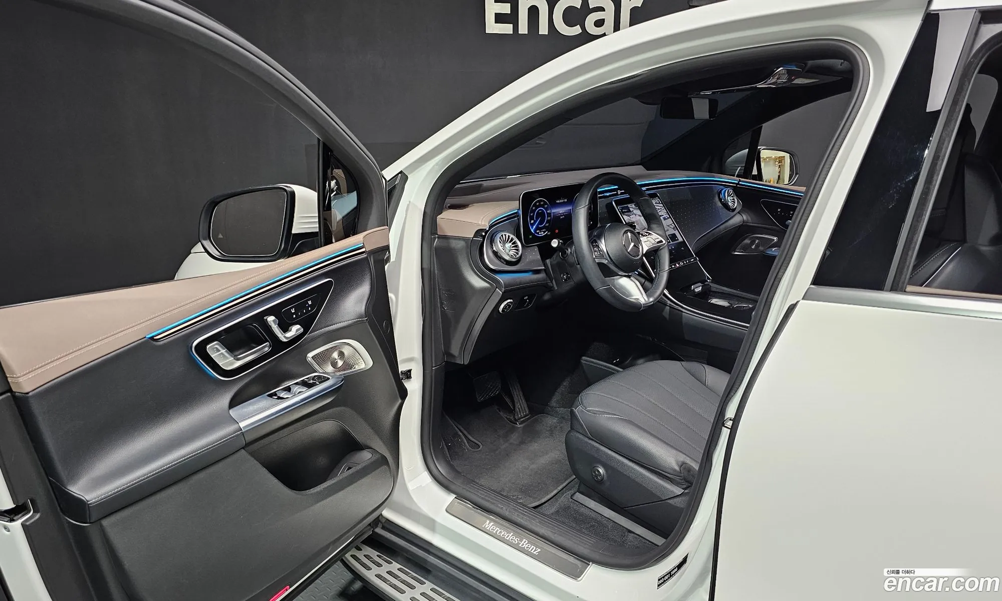 Mercedes-Benz EQE SUV X294 2023 — 12