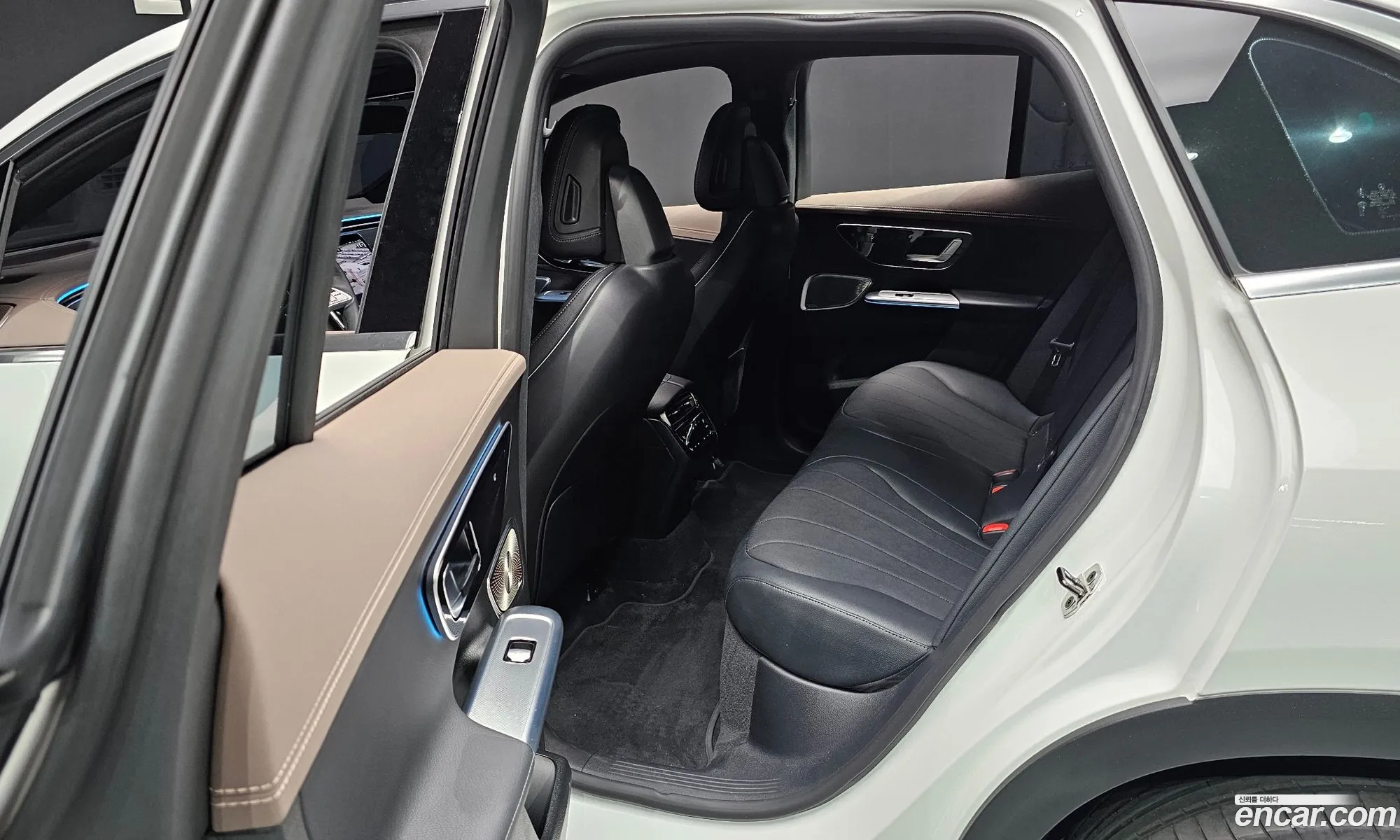 Mercedes-Benz EQE SUV X294 2023 — 2