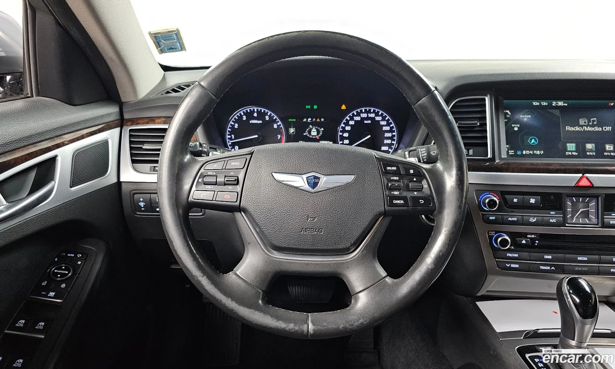 Hyundai Genesis DH 2014 — 17