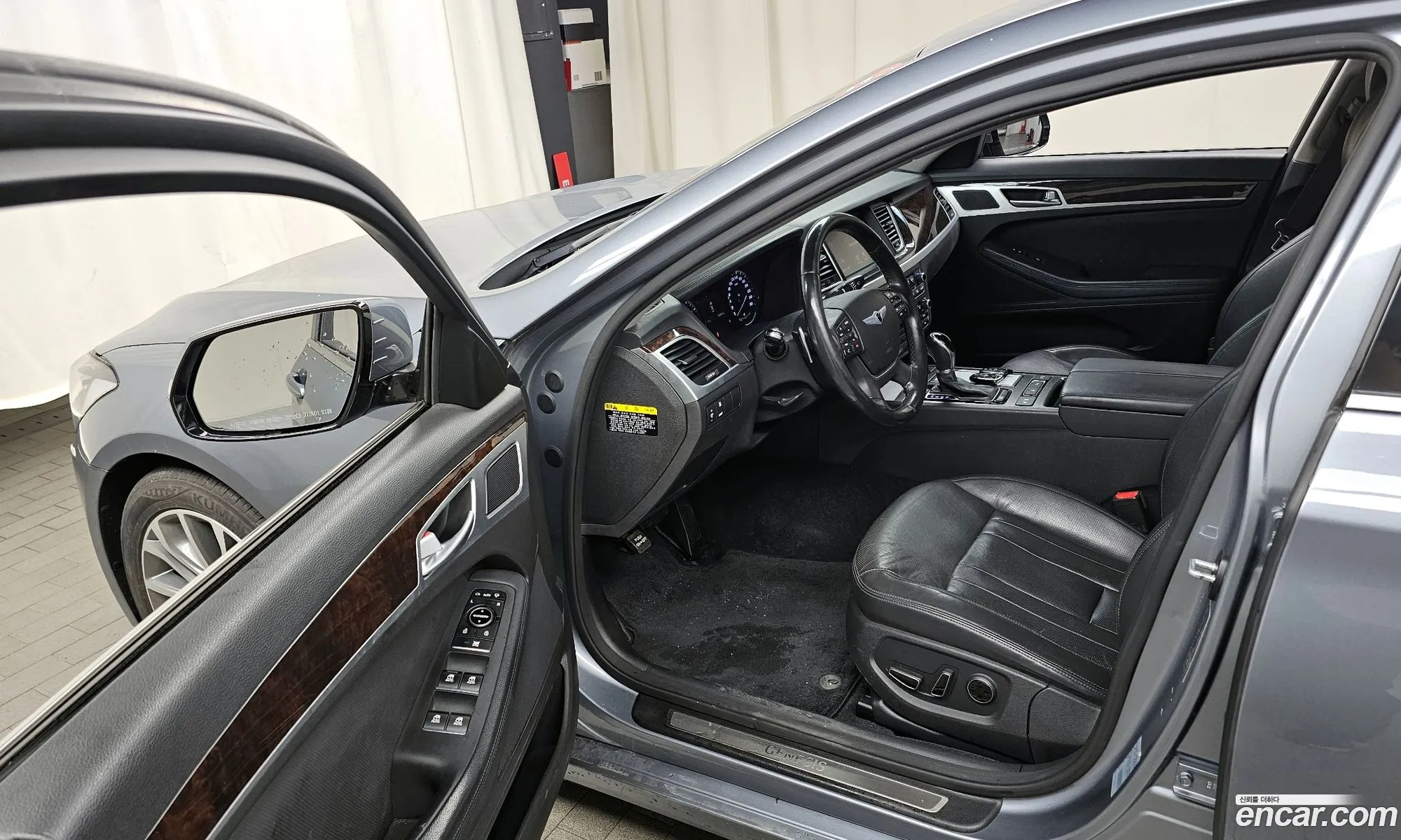 Hyundai Genesis DH 2014 — 8