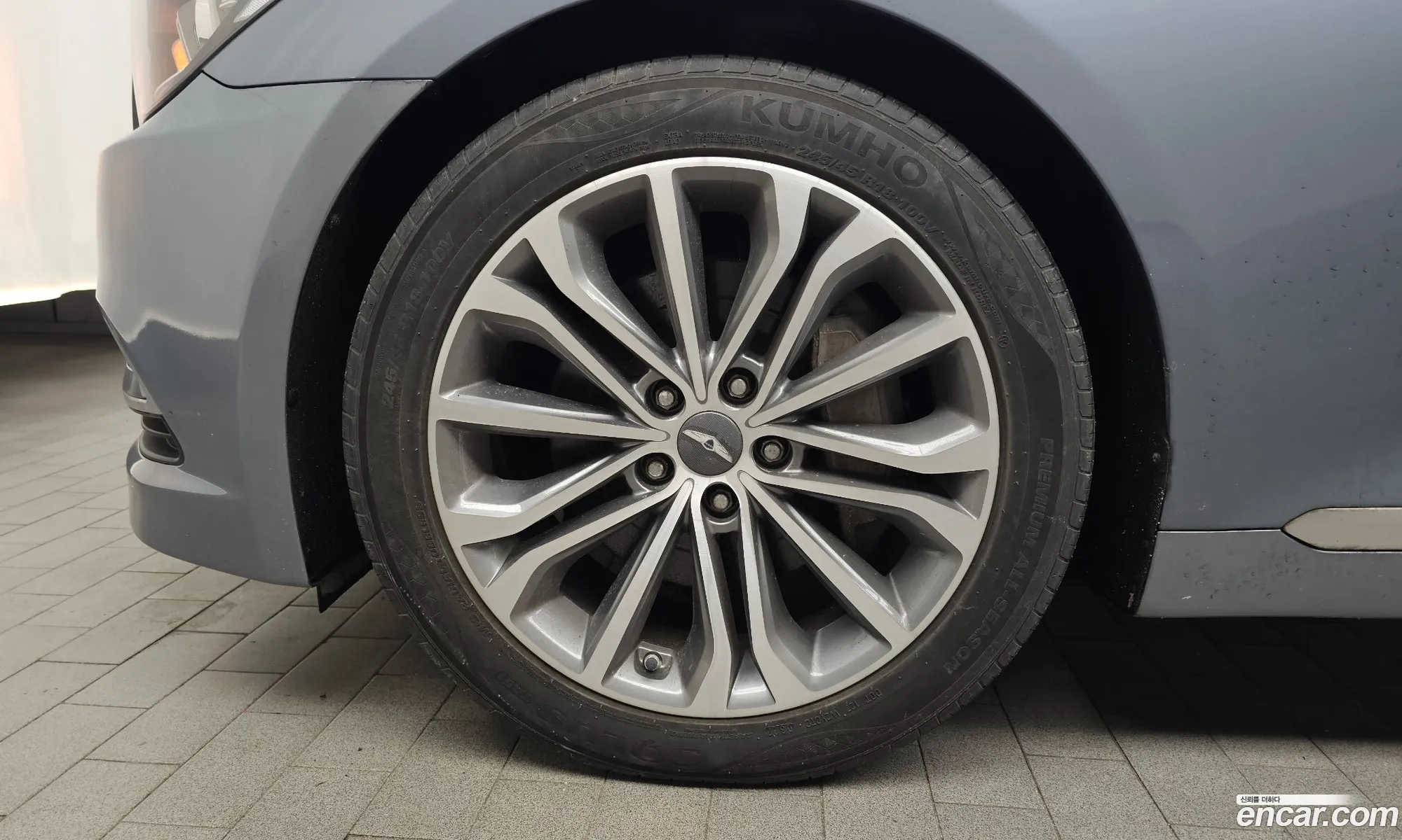 Hyundai Genesis DH 2014 — 15