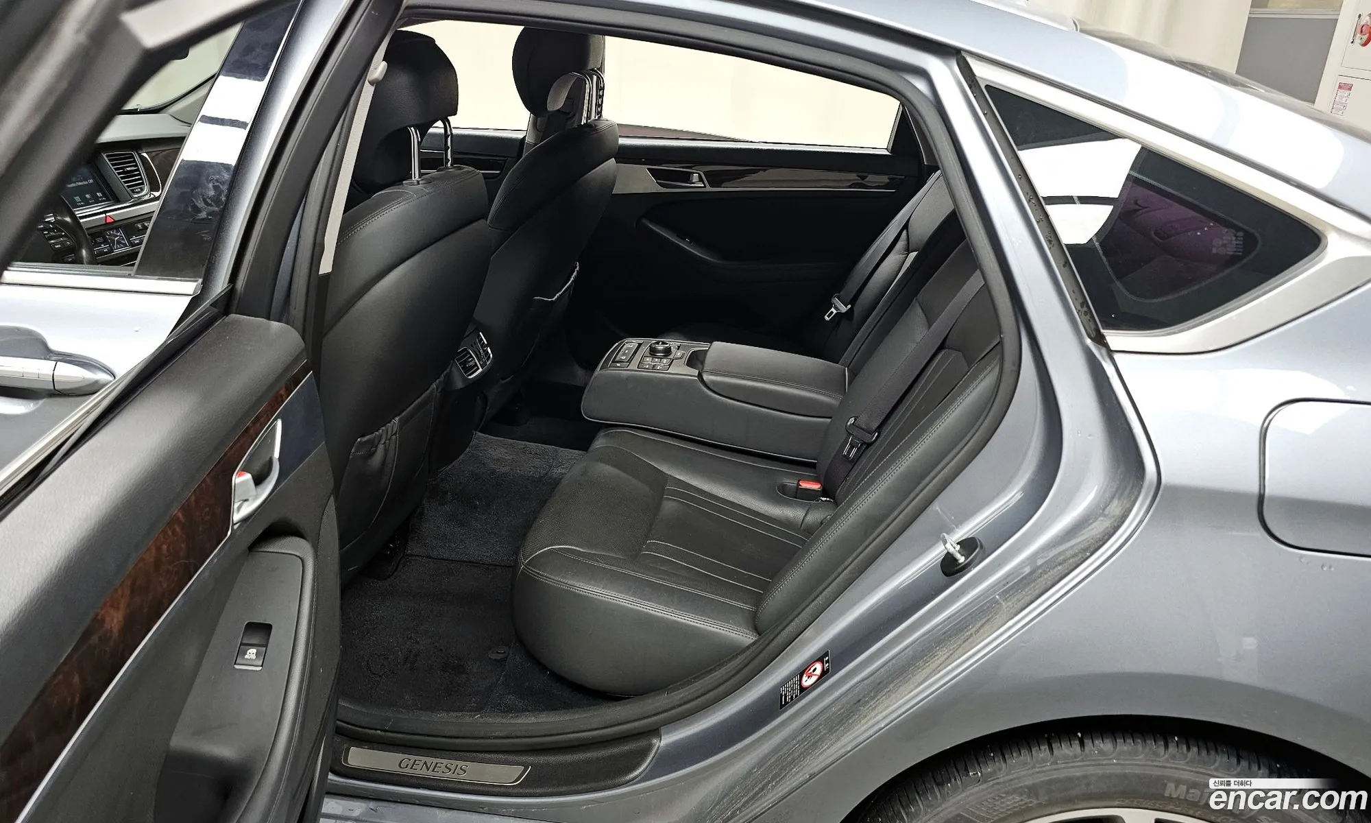 Hyundai Genesis DH 2014 — 7