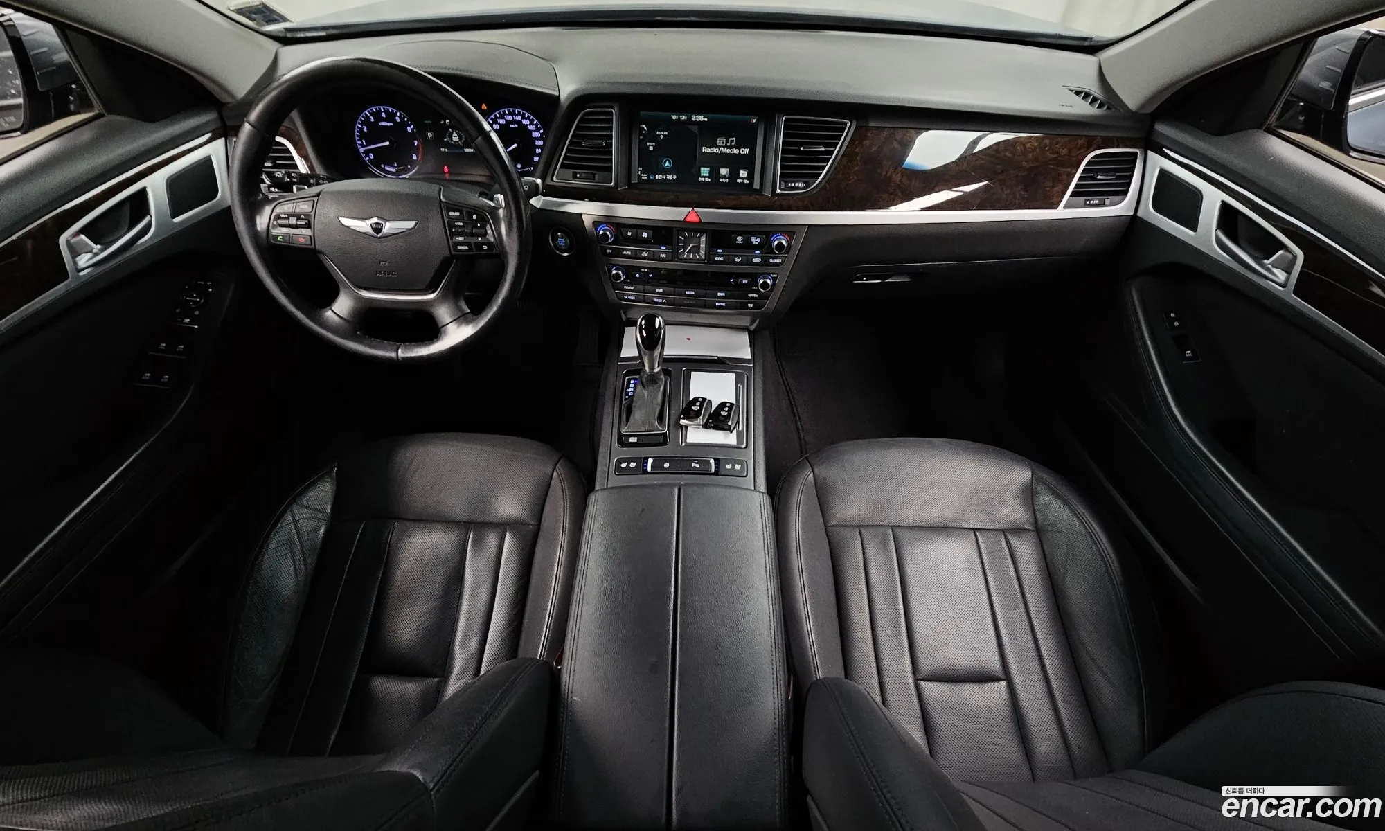 Hyundai Genesis DH 2014 — 19