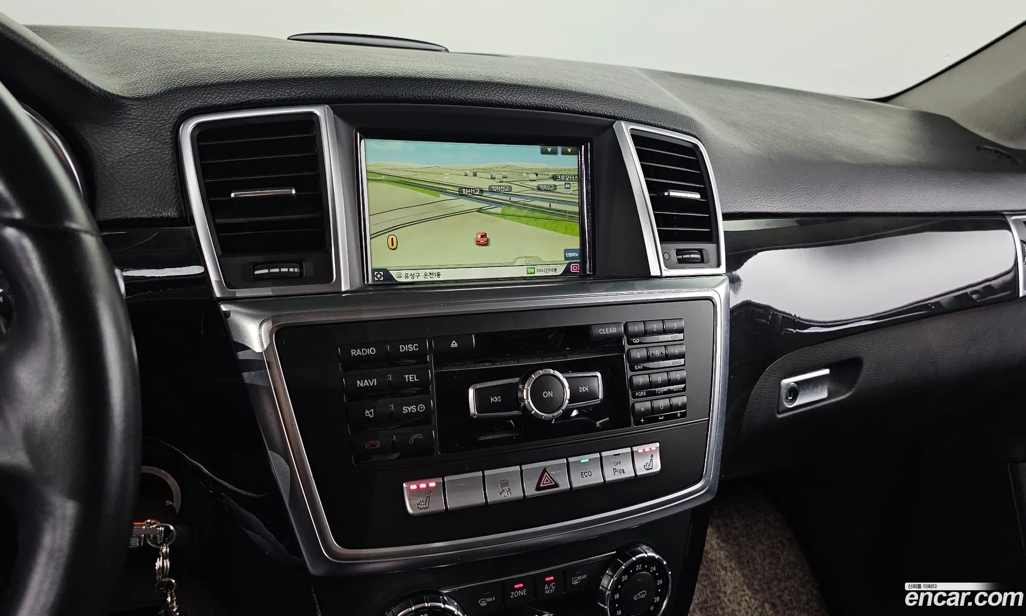 Mercedes-Benz M-Class W166 2012 — 10