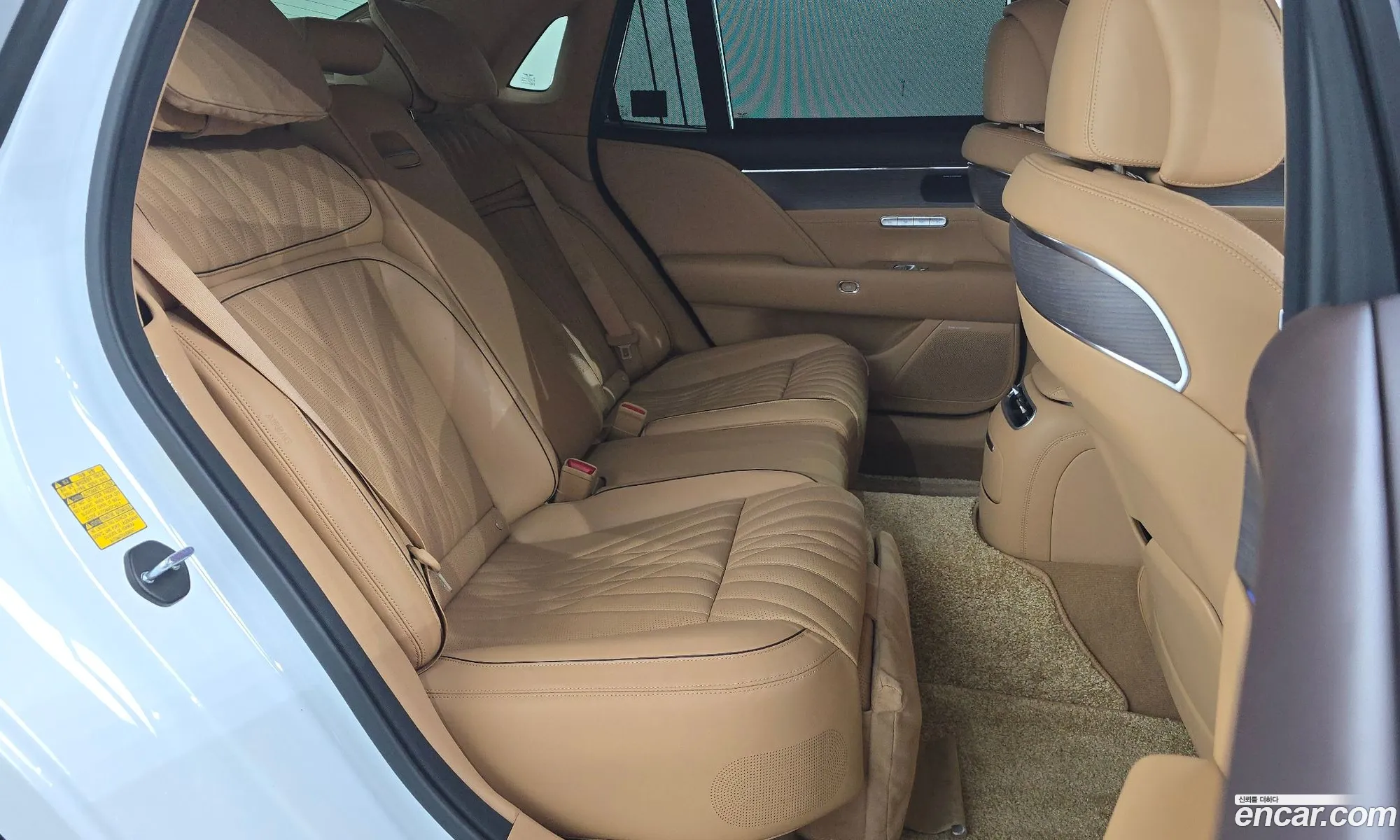 Genesis G90 2022 — 18