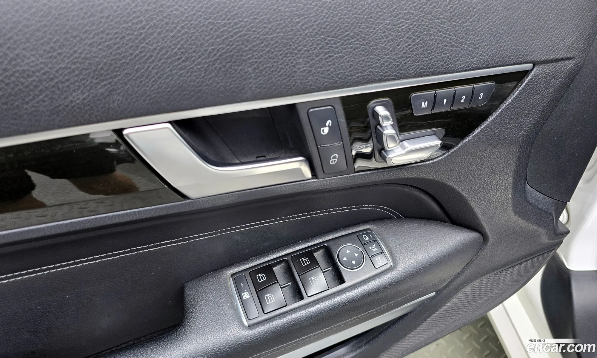 Mercedes-Benz E-Class W212 2014 WDDKK3EF6EF293558 — 4