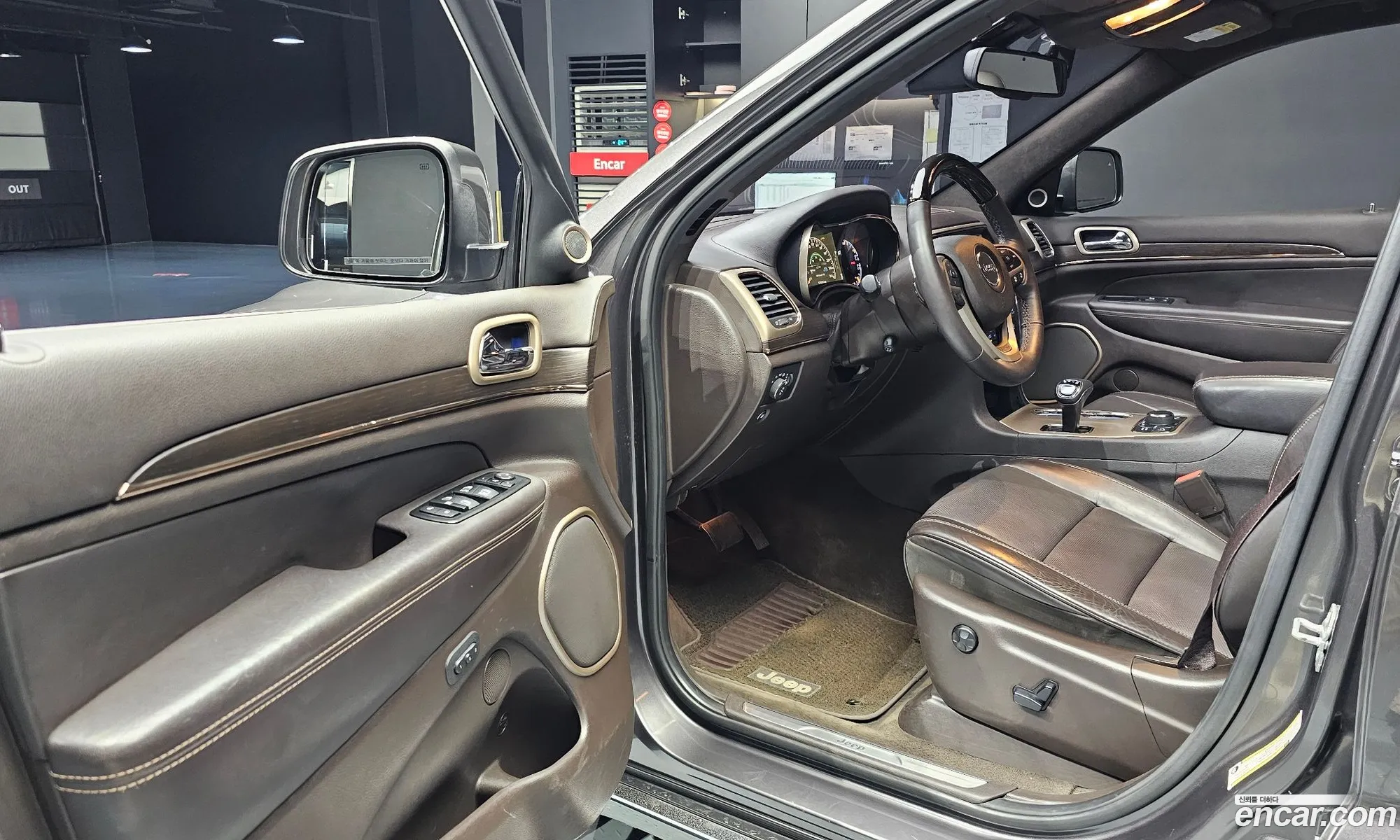 Jeep Grand Cherokee 2014 — 10