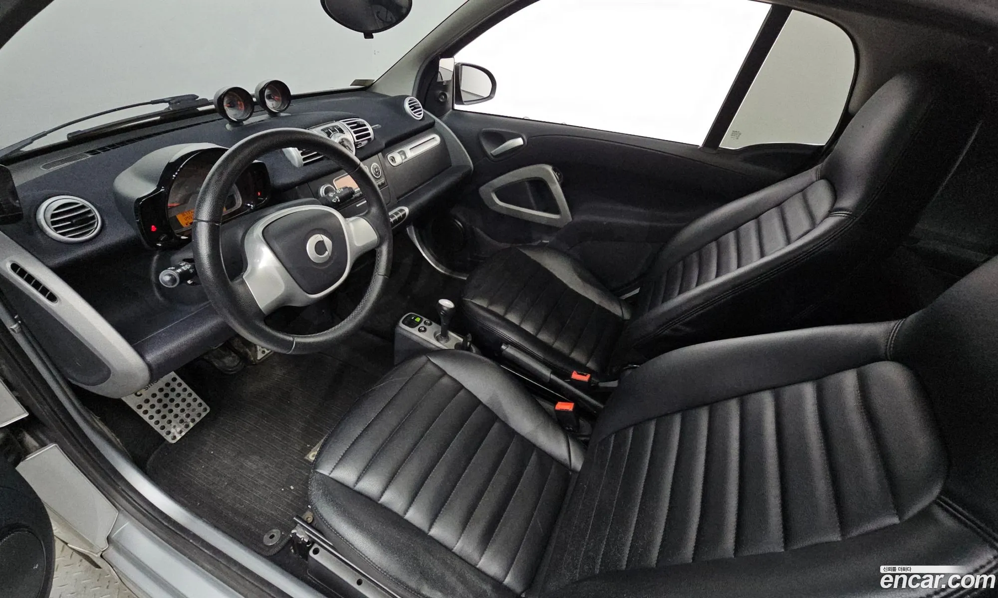 Smart Fortwo Coupe 2014 KL90B2A8GEZ52D009 — 12