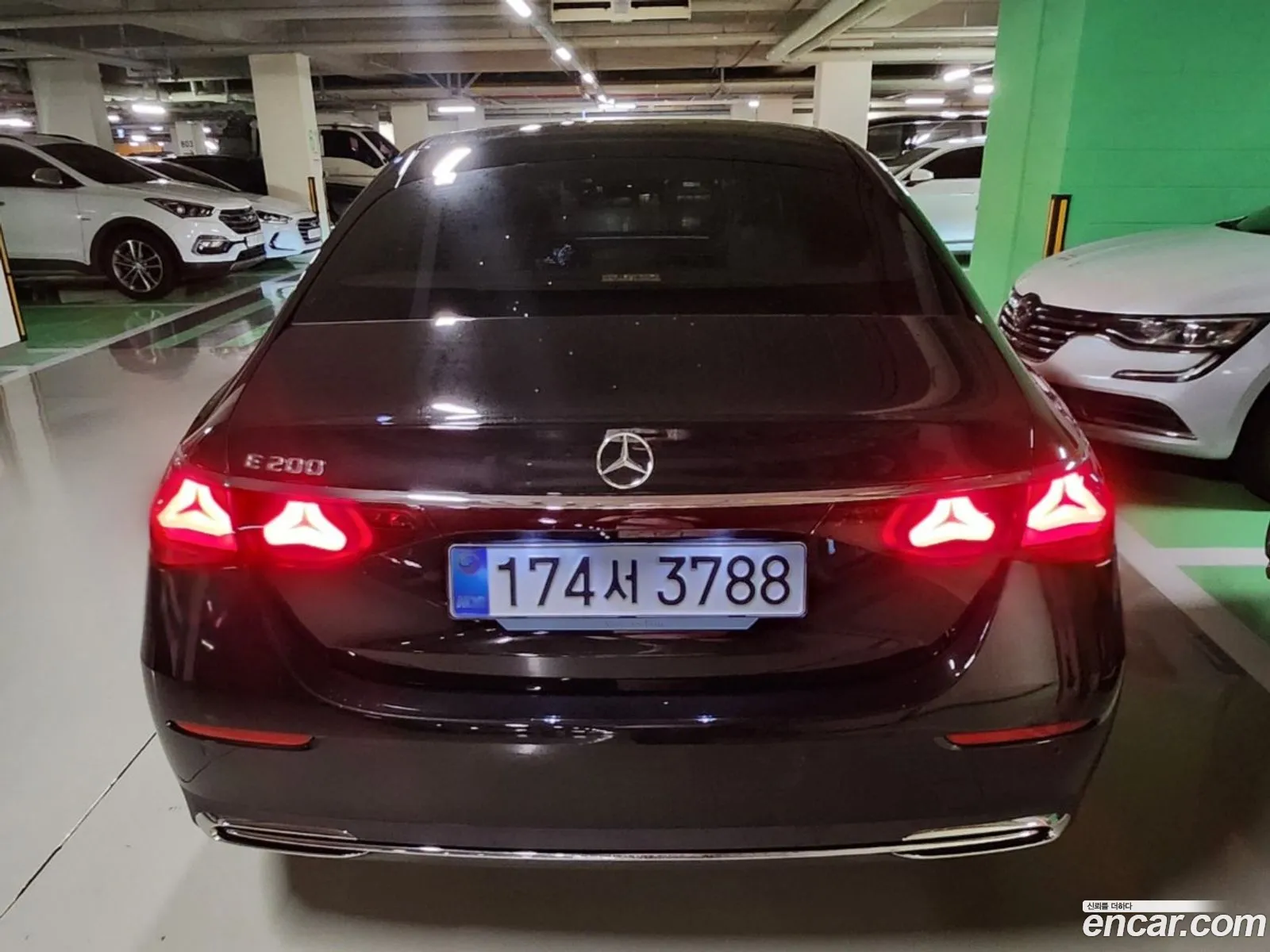 Mercedes-Benz E-Class W214 2025 — 12
