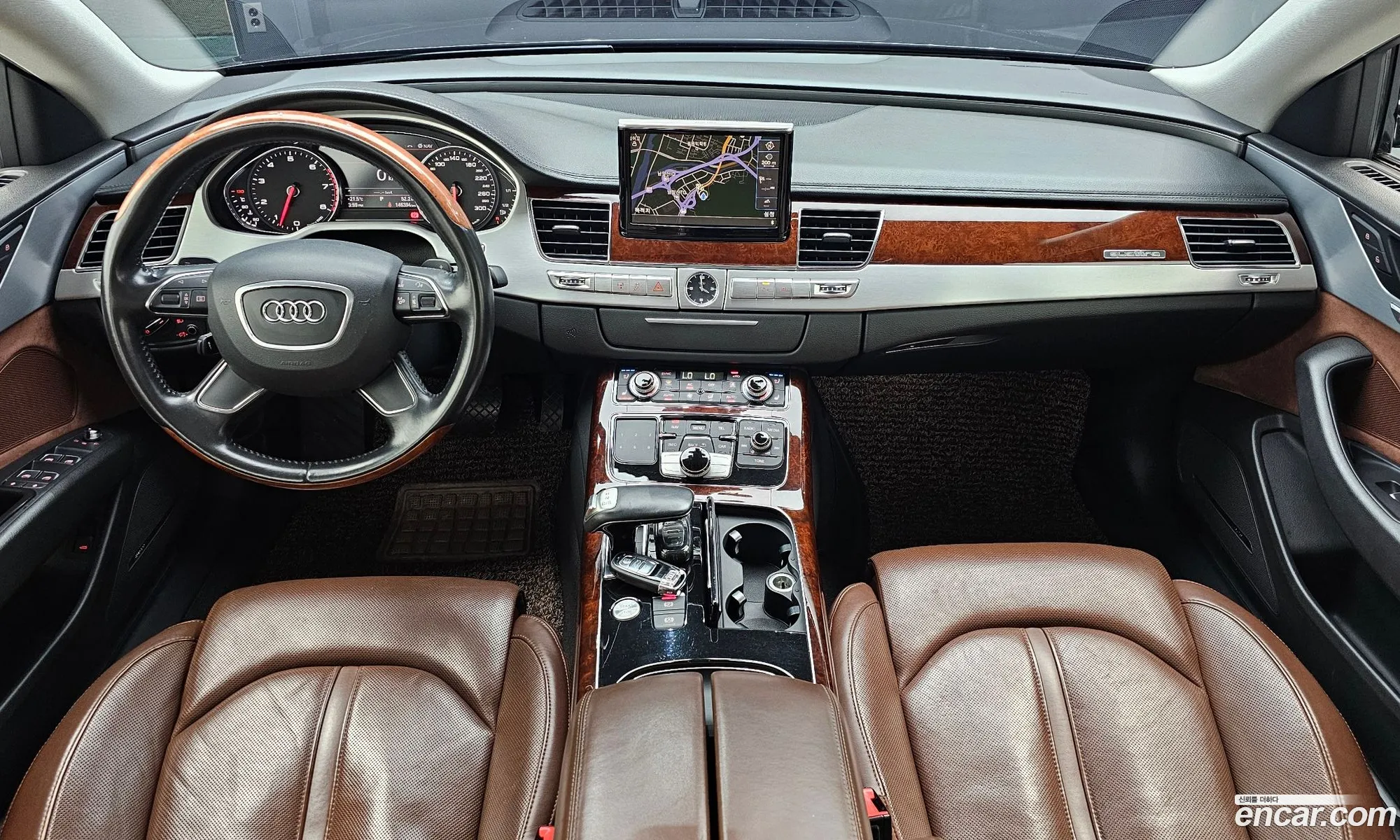 Audi A8 2011 — 4
