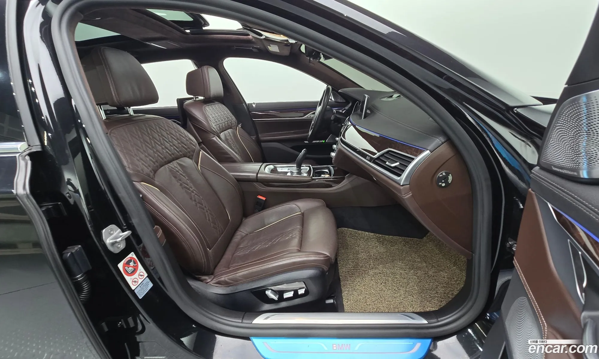 BMW 7 Series 2017 WBA7F2105HB005165 — 10