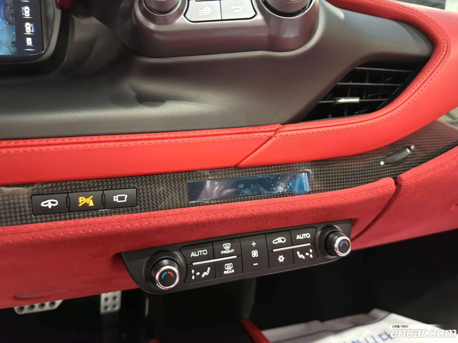 Ferrari F8 Spider 2021 — 13