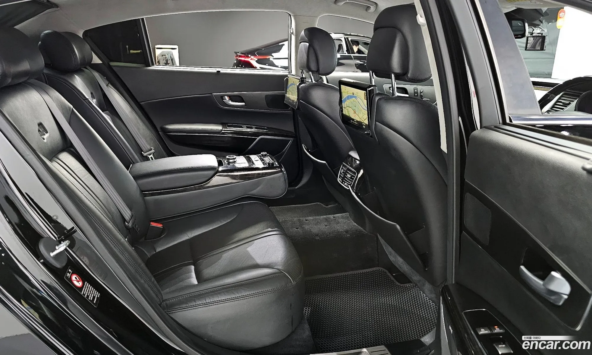 Kia K9 2013 — 10