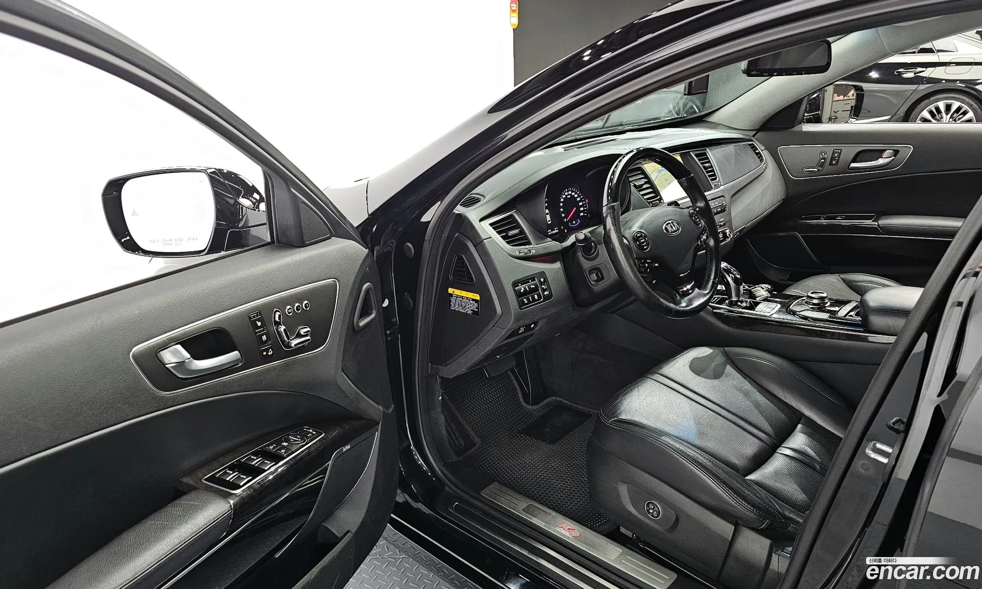 Kia K9 2013 — 6