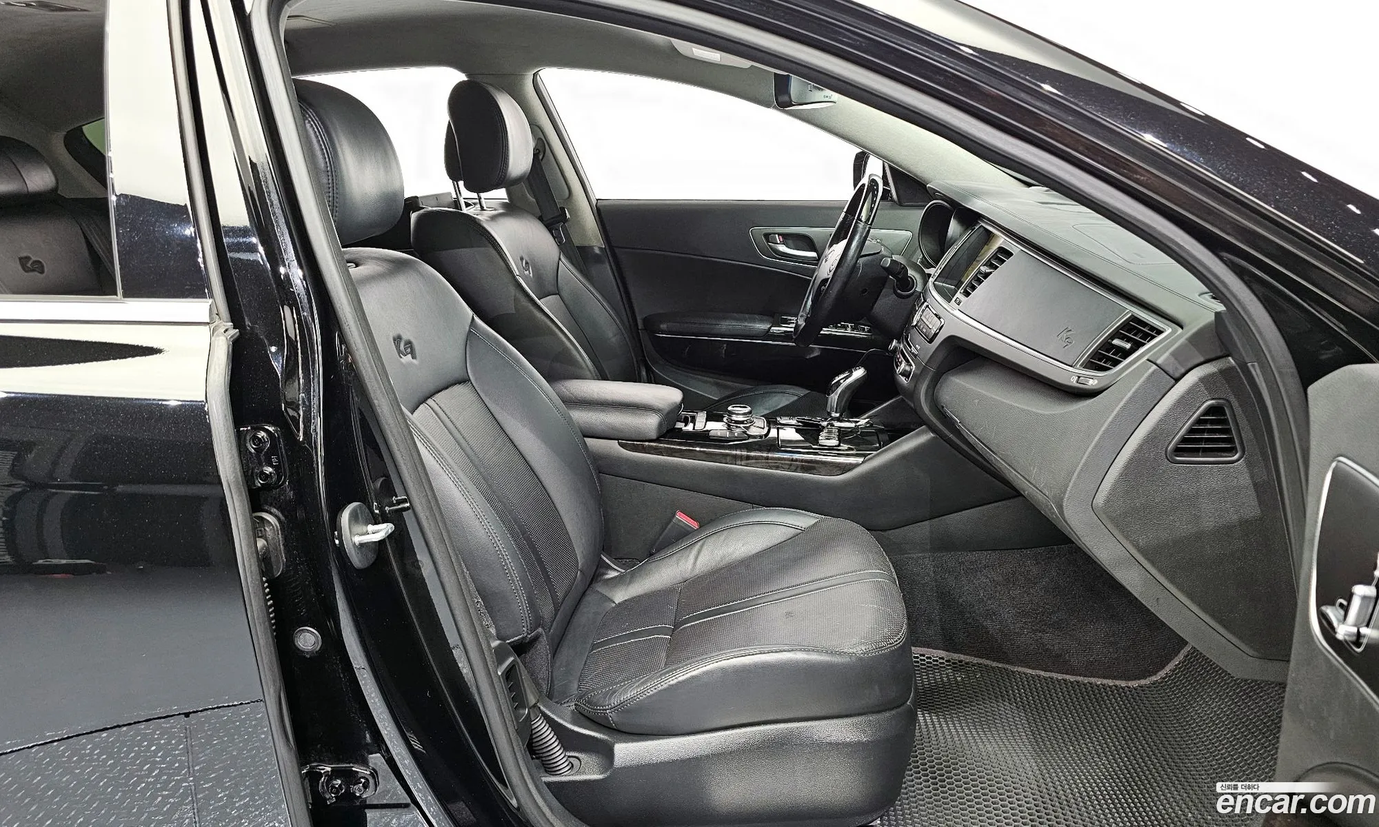 Kia K9 2013 — 12