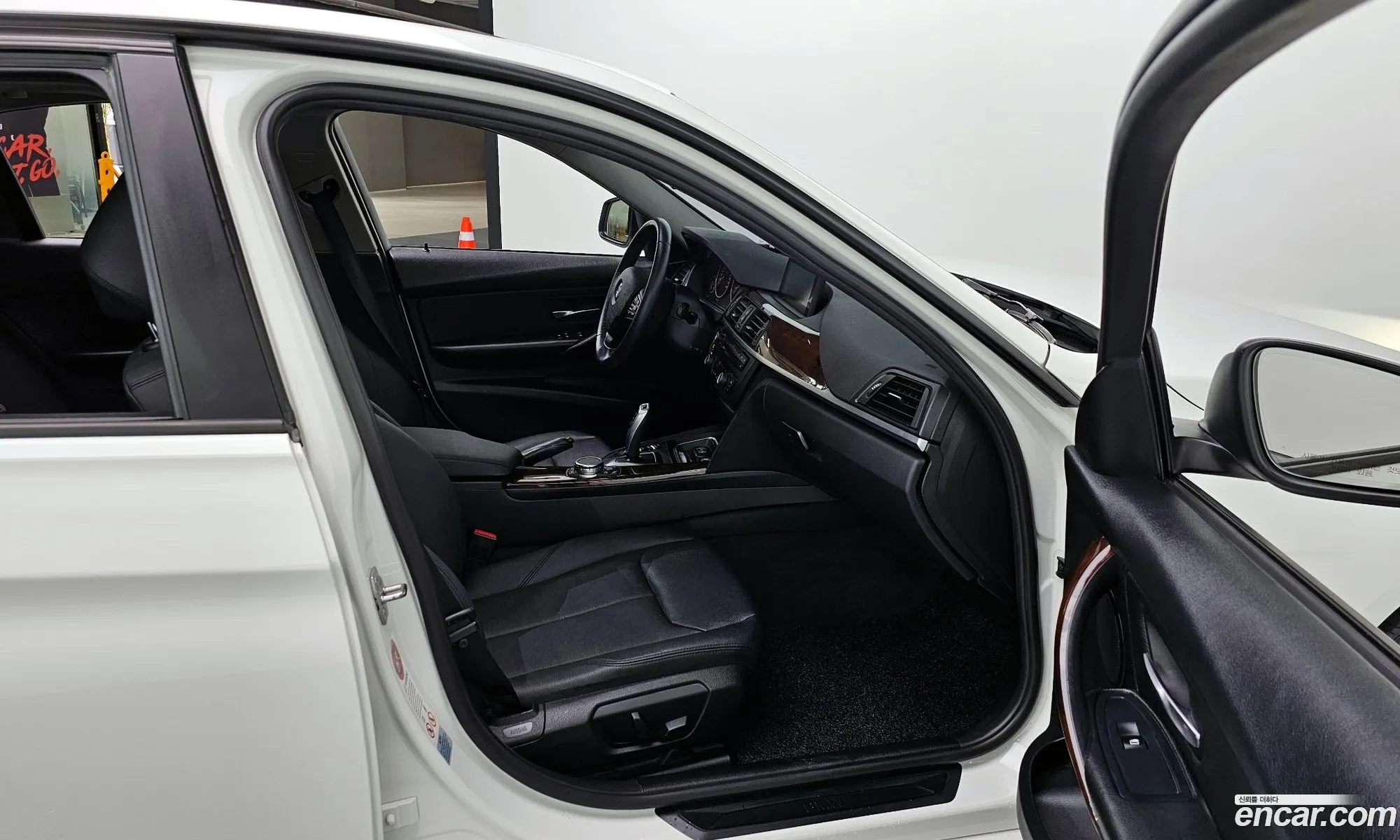 BMW 3 Series 2015 WBA3D3106FK277389 — 5
