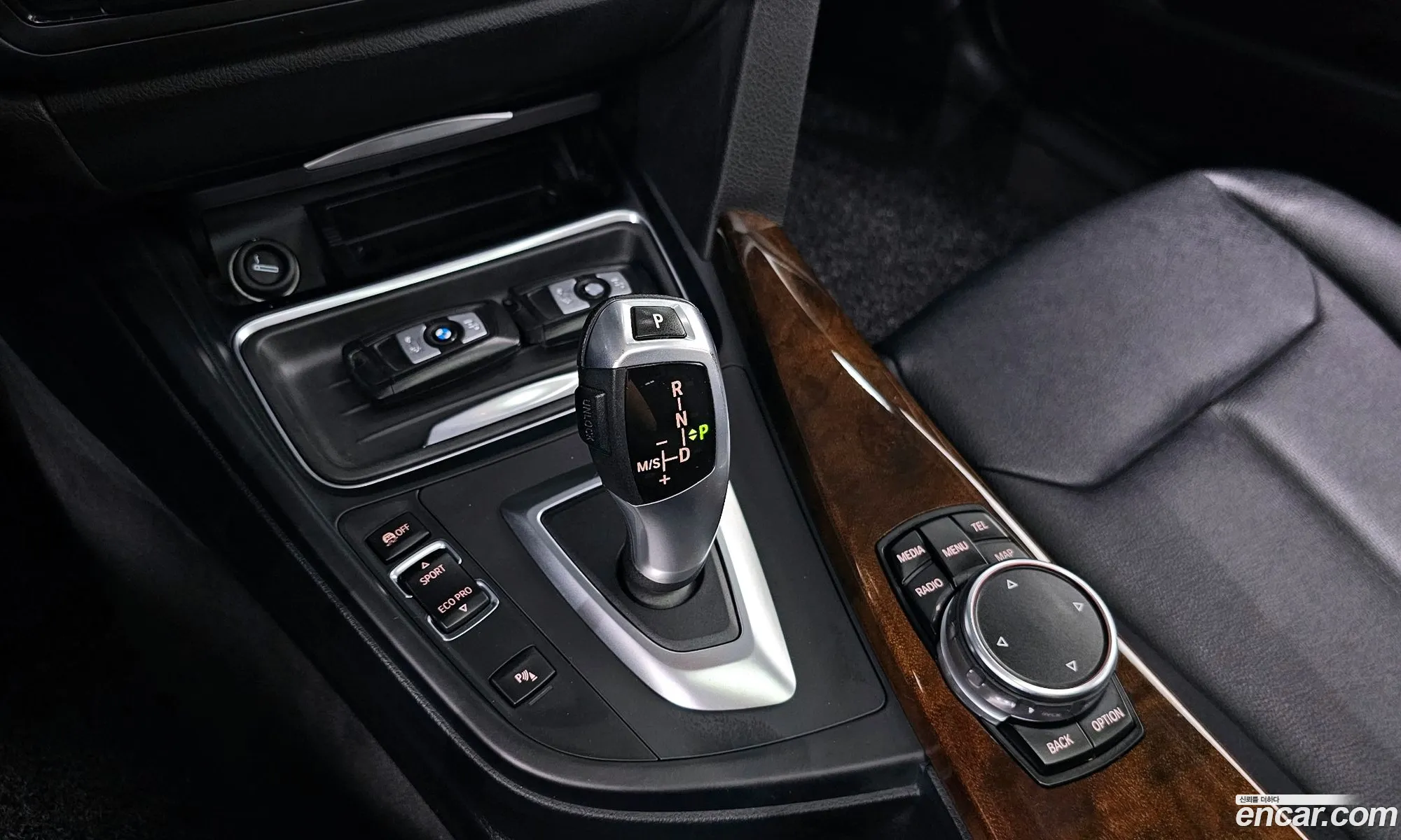 BMW 3 Series 2015 WBA3D3106FK277389 — 12