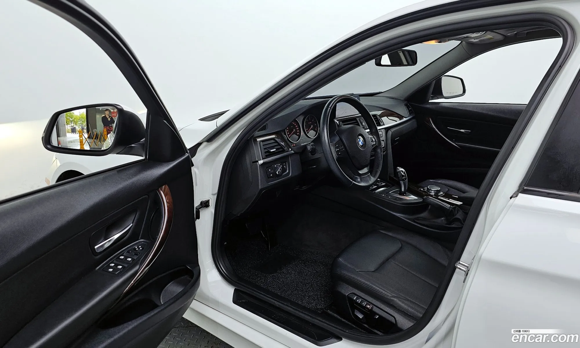 BMW 3 Series 2015 WBA3D3106FK277389 — 18