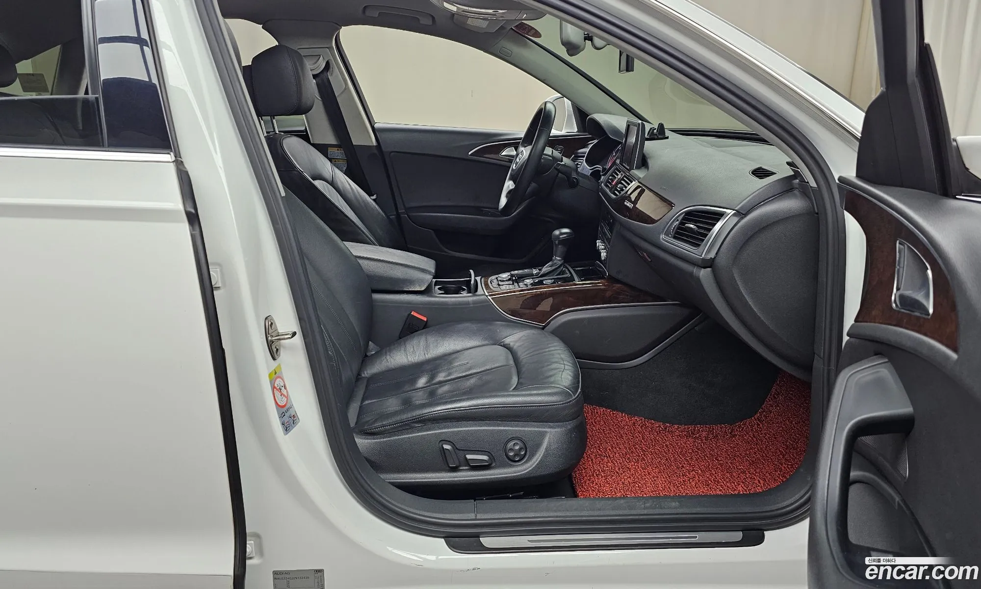 Audi A6 2014 — 16