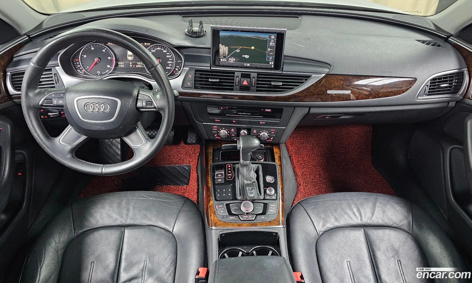 Audi A6 2014 — 17