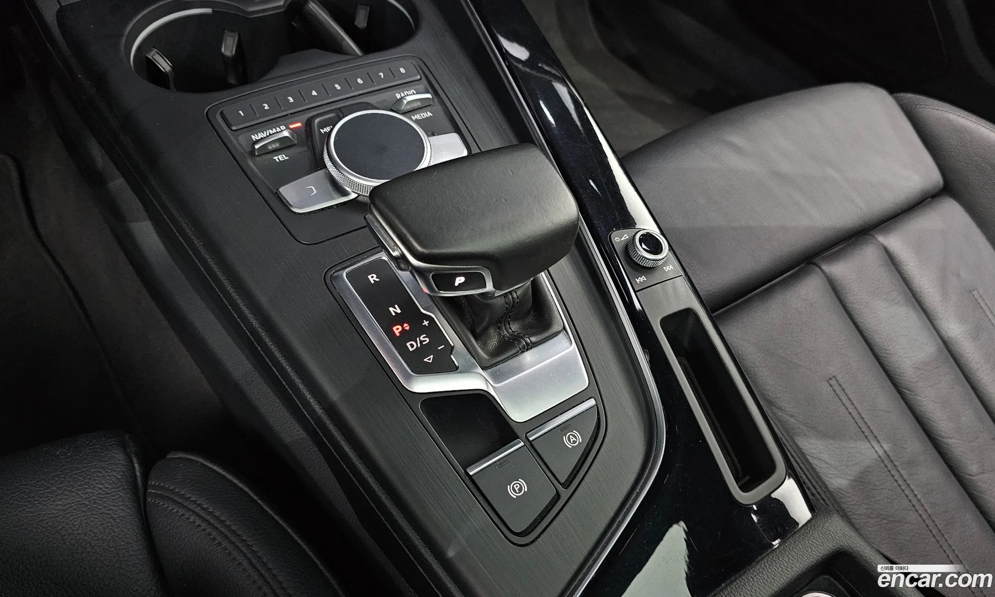 Audi A5 2019 WAUZZZF51KA063218 — 5
