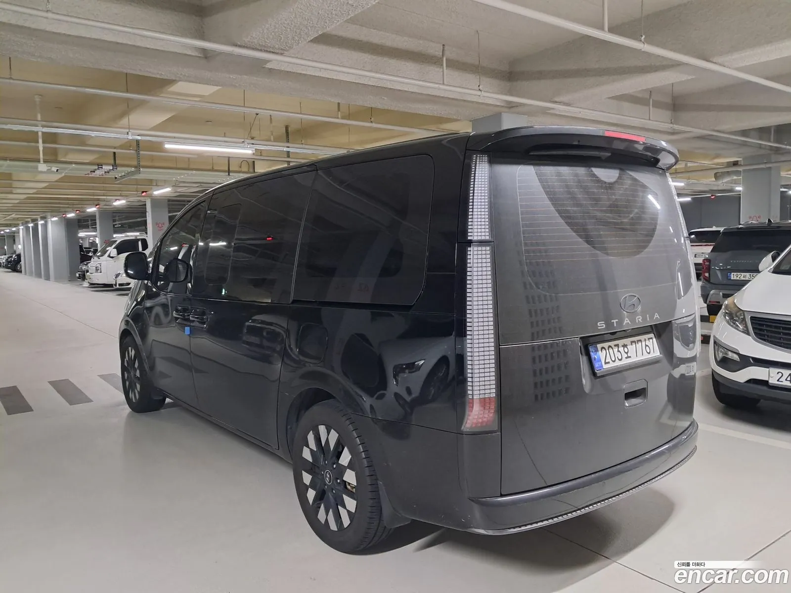 Hyundai Staria 2024 — 11