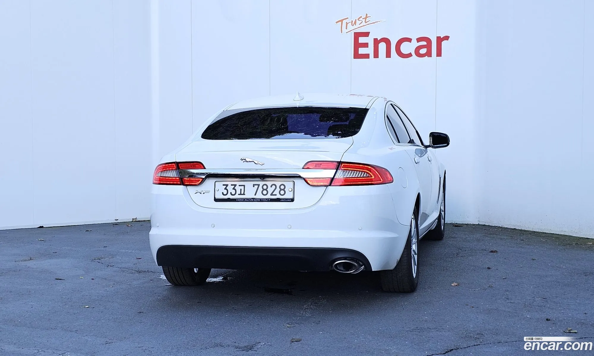 Jaguar XF 2014 — 15