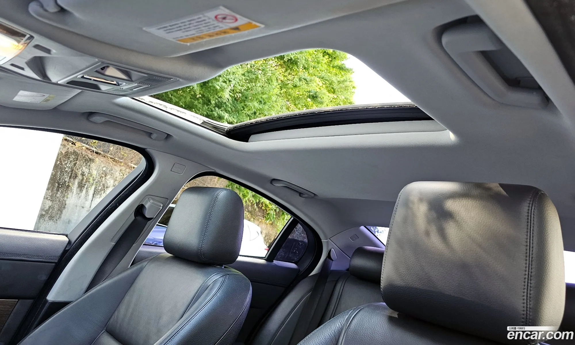 Jaguar XF 2014 — 9
