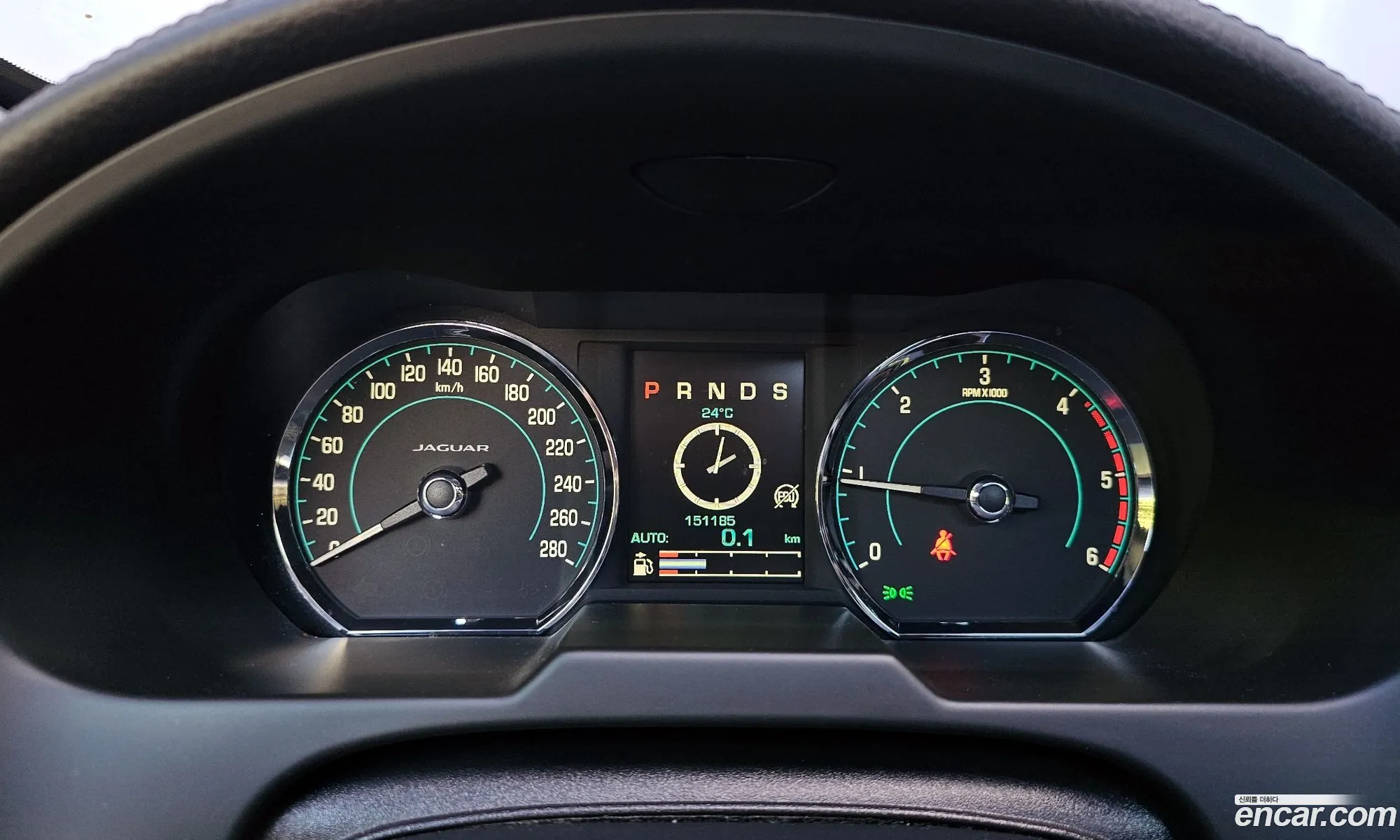 Jaguar XF 2014 — 12