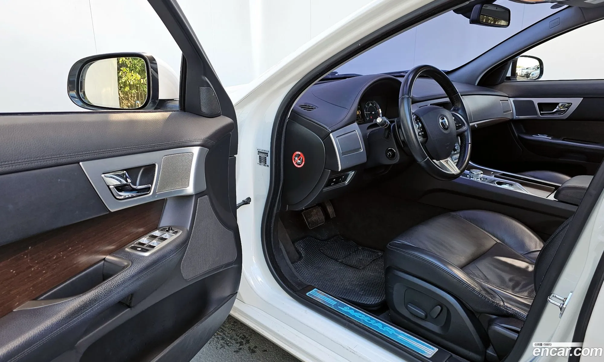 Jaguar XF 2014 — 4