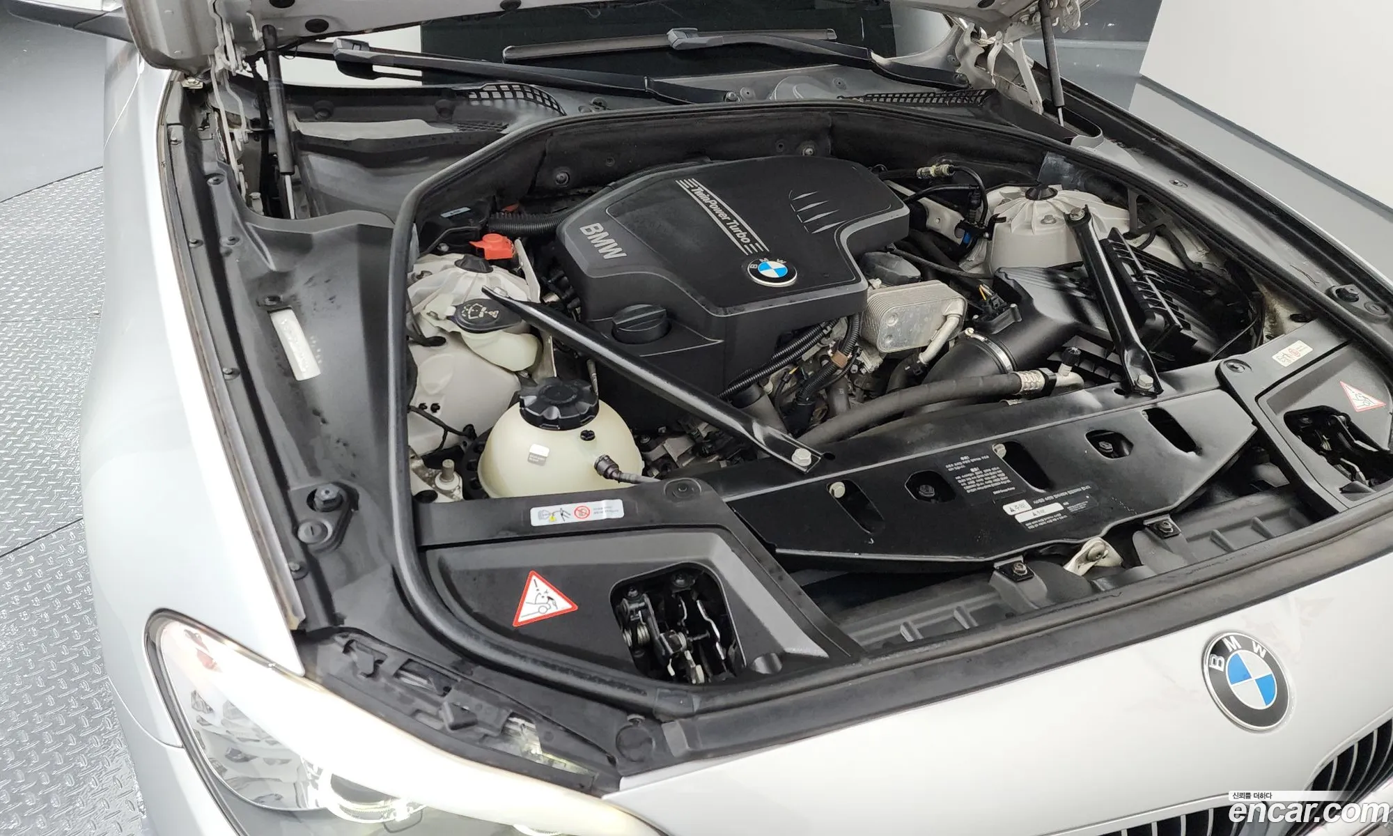 BMW 5 Series 2013 WBAXH3102DD146872 — 6