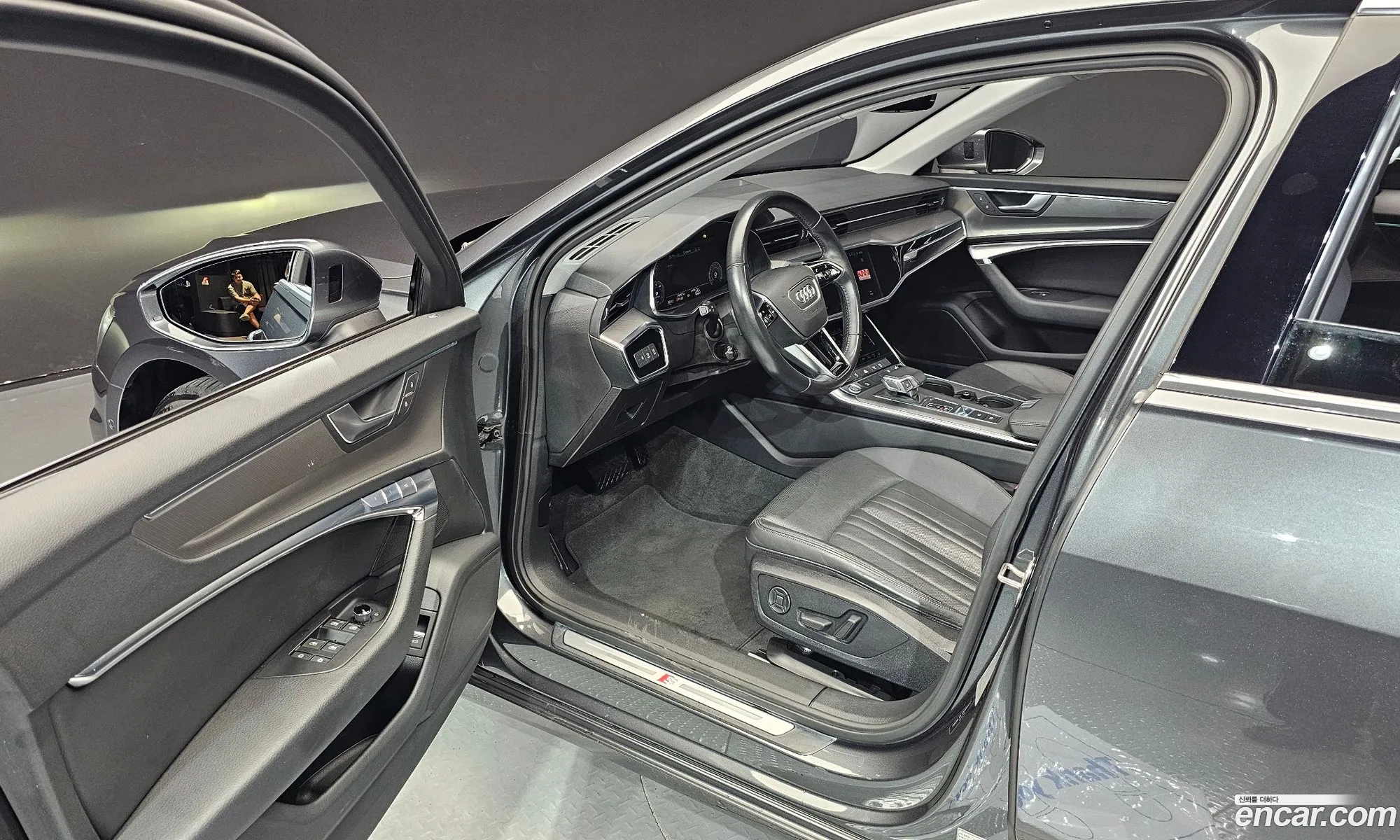 Audi A6 2019 WAUZZZF22LN022063 — 17