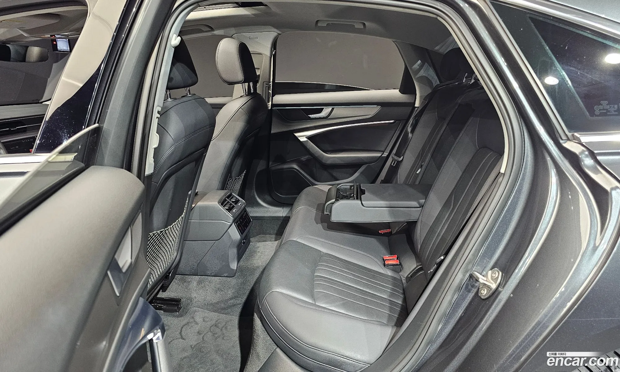 Audi A6 2019 WAUZZZF22LN022063 — 5