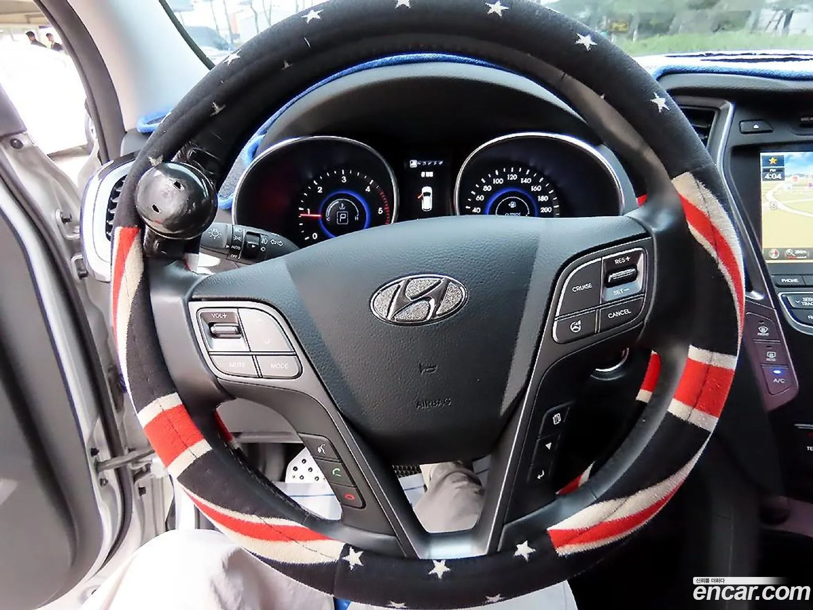 Hyundai Santa Fe DM 2013 — 2
