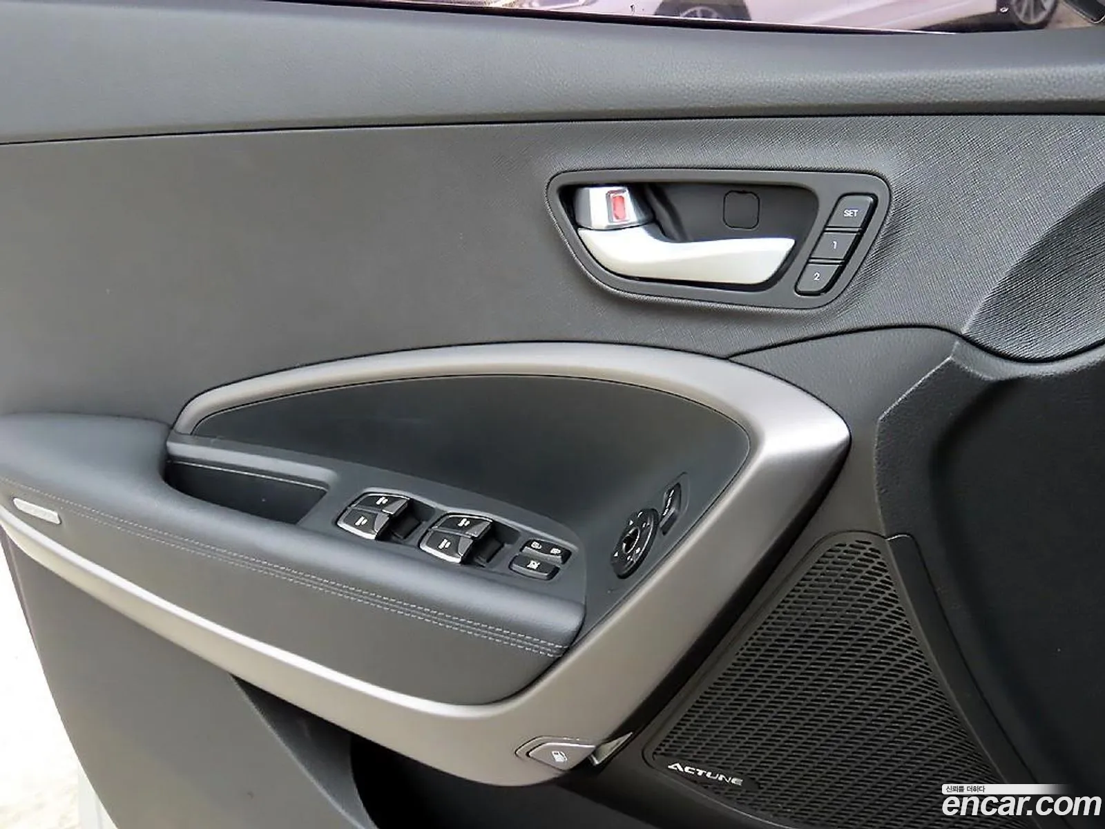 Hyundai Santa Fe DM 2013 — 18