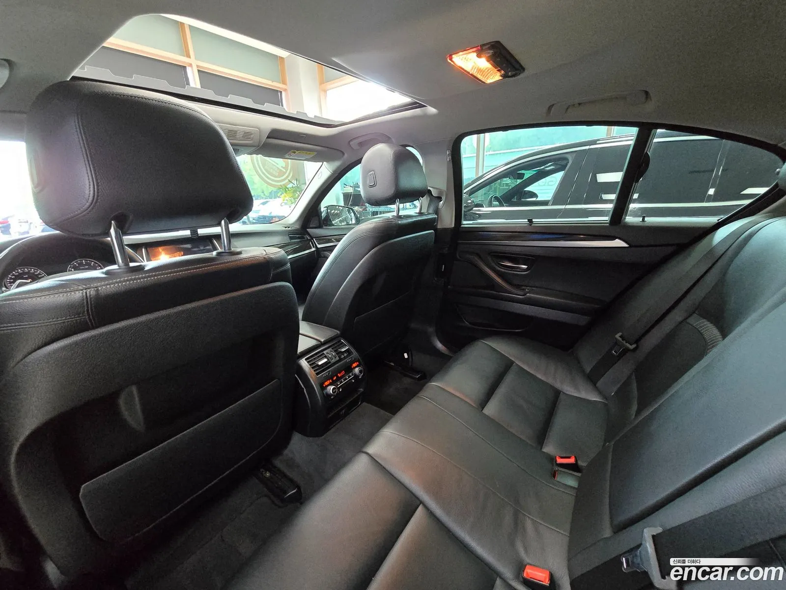 BMW 5 Series 2015 — 20