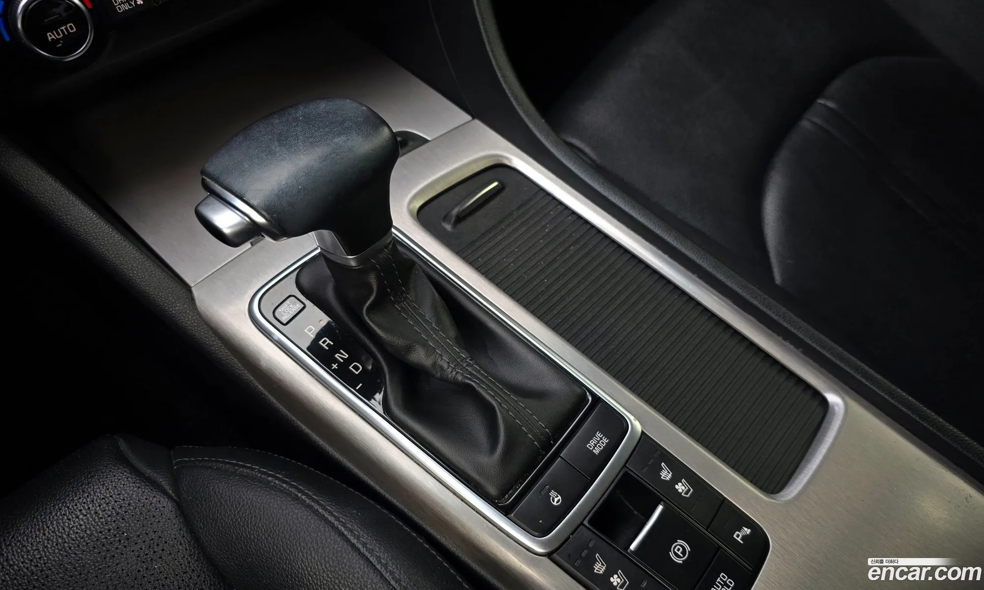Kia K5 Hybrid 2018 — 7