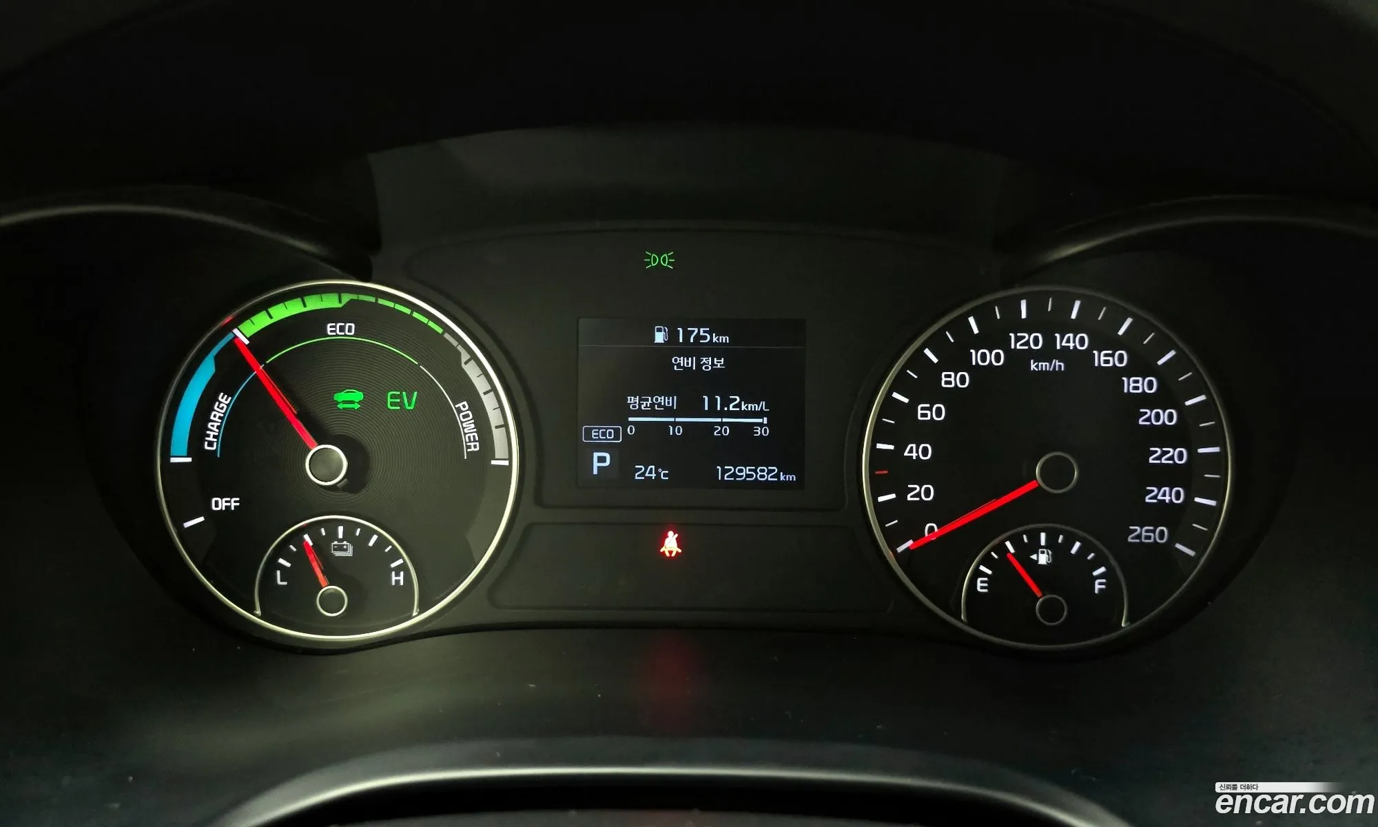 Kia K5 Hybrid 2018 — 8