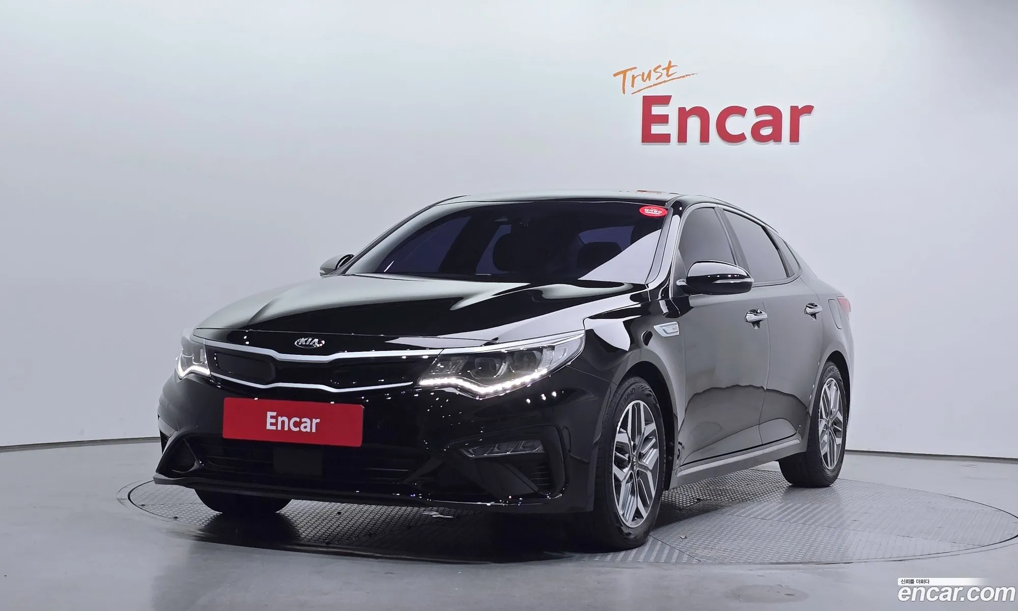 Kia K5 Hybrid 2018 — 11