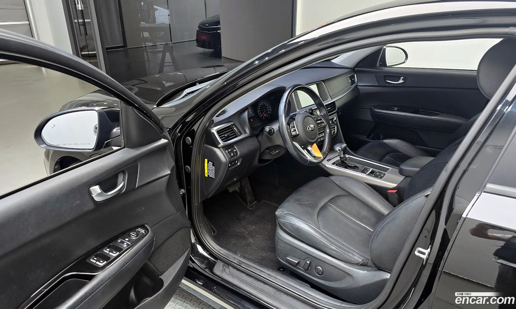 Kia K5 Hybrid 2018 — 18
