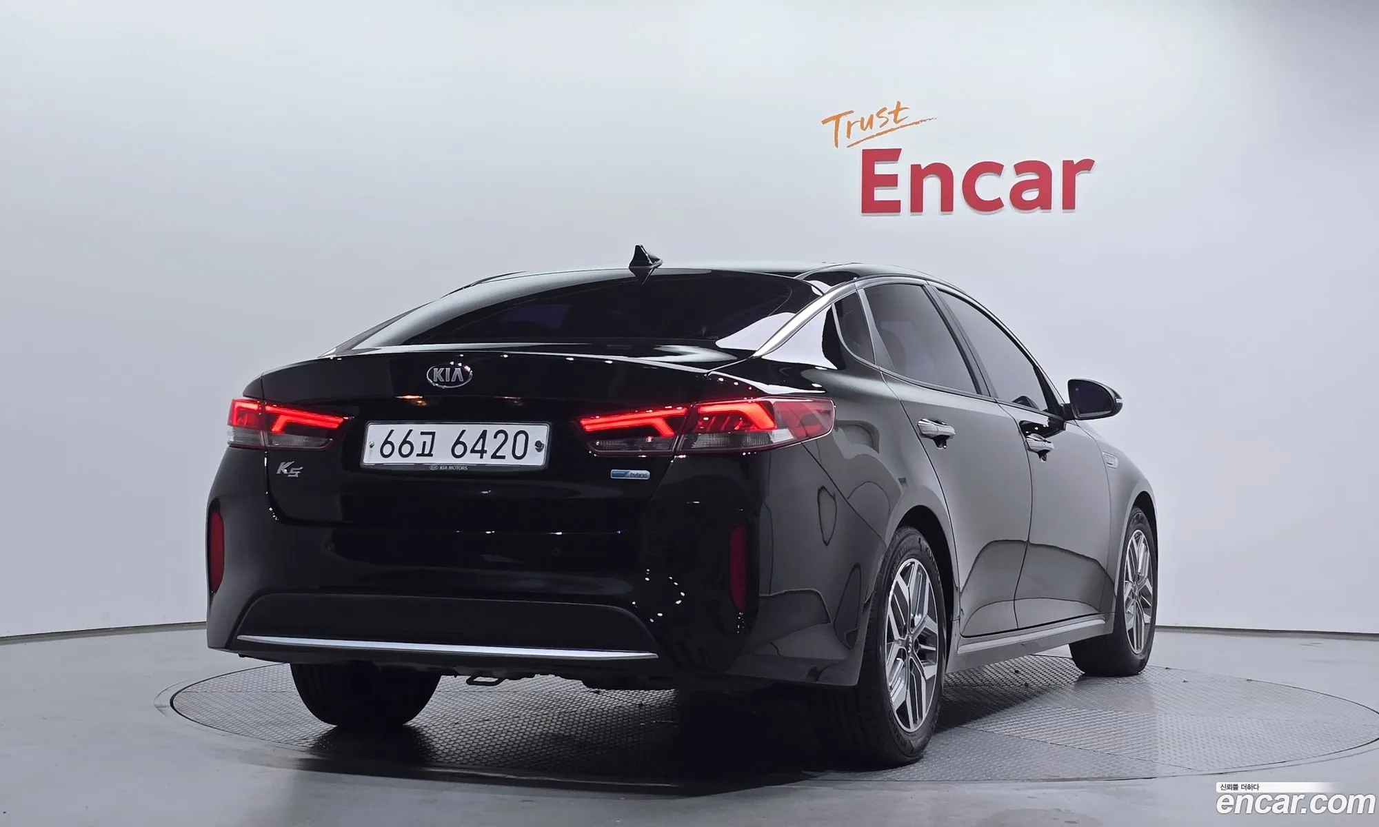 Kia K5 Hybrid 2018 — 2