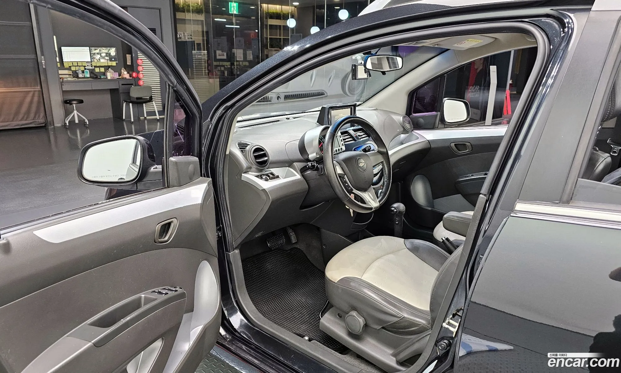 Chevrolet (GM Daewoo) Spark 2011 — 18