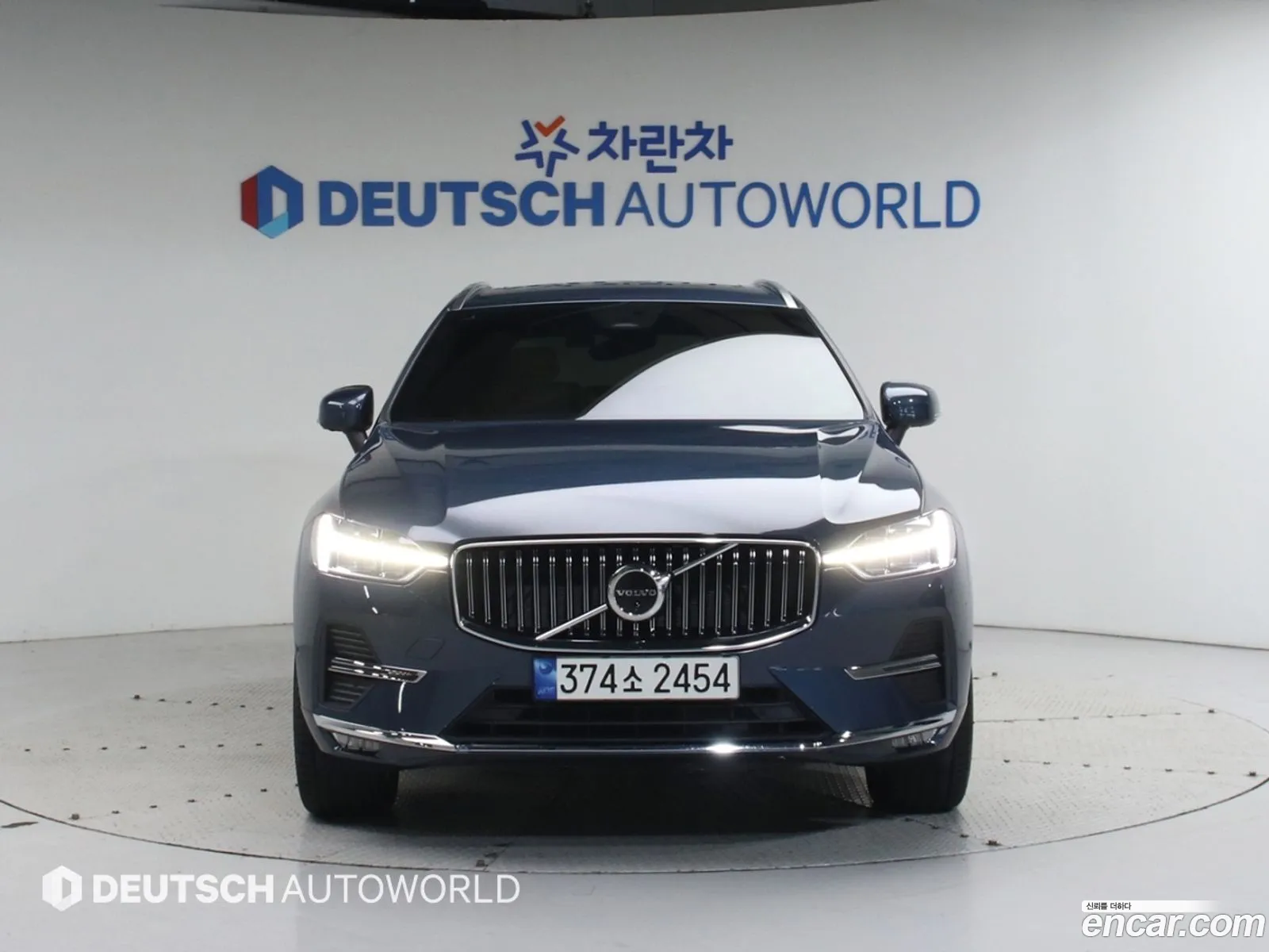 Volvo XC60 2023 — 3