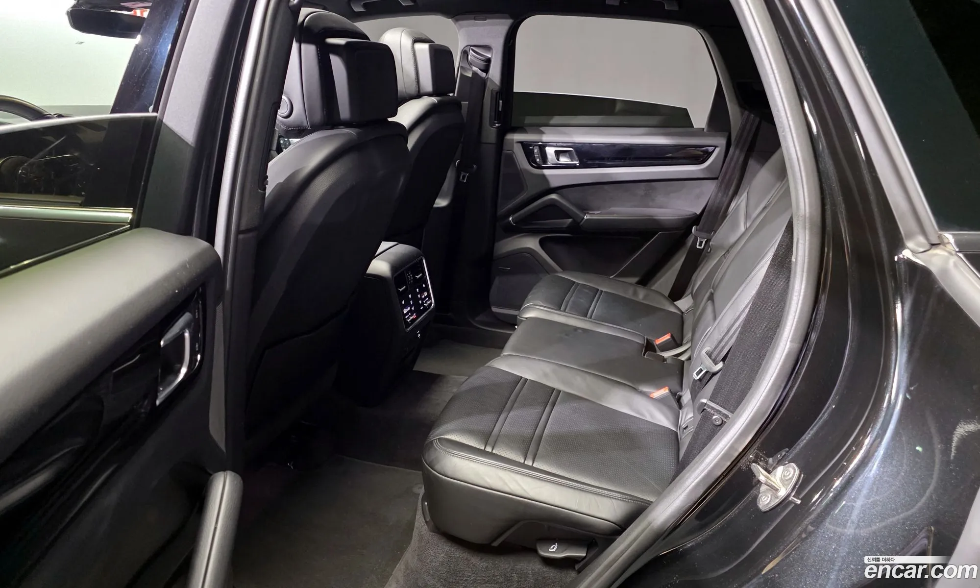 Porsche Cayenne 2023 WP1AA29Y0PDA06193 — 17