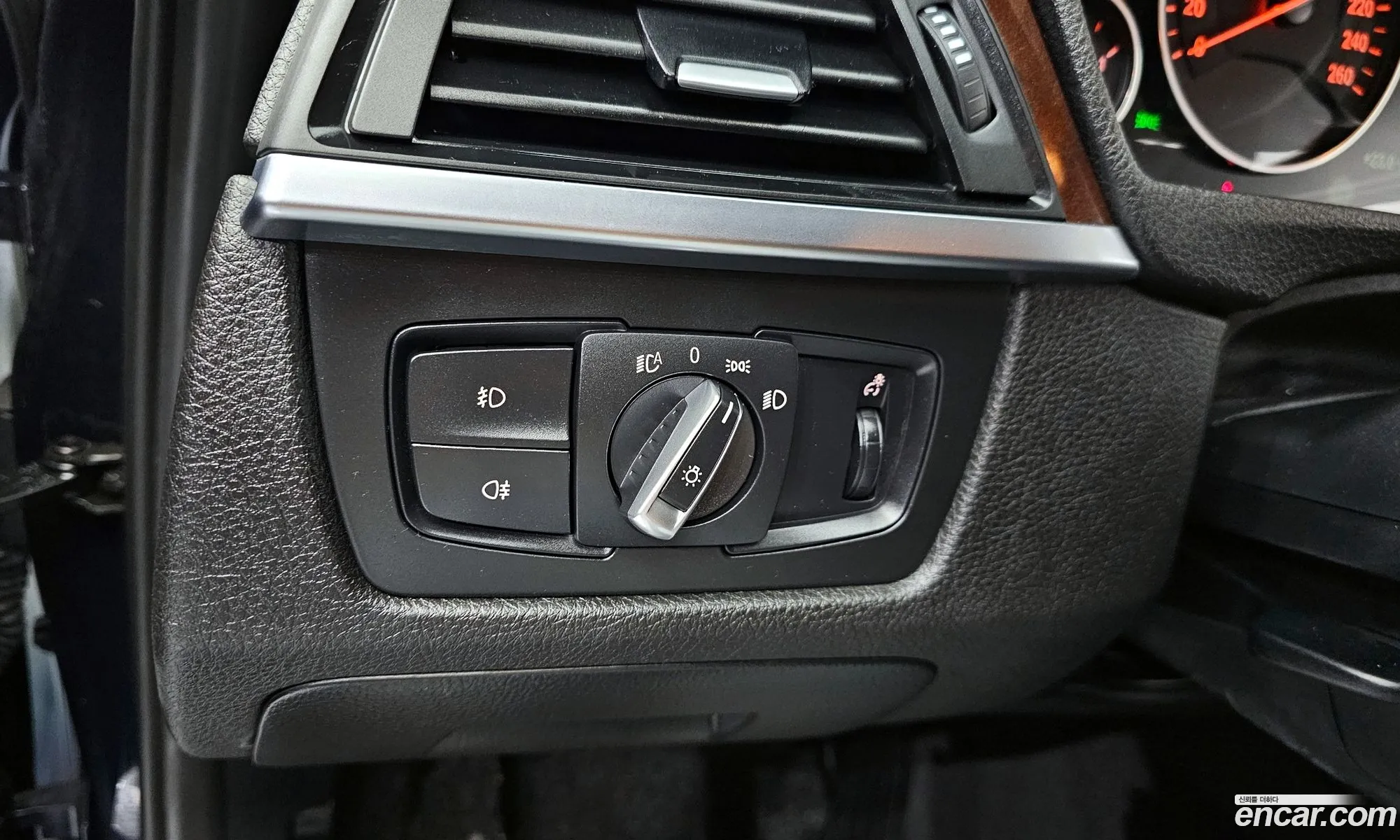 BMW 3 Series 2015 WBA3D3103FK278242 — 7