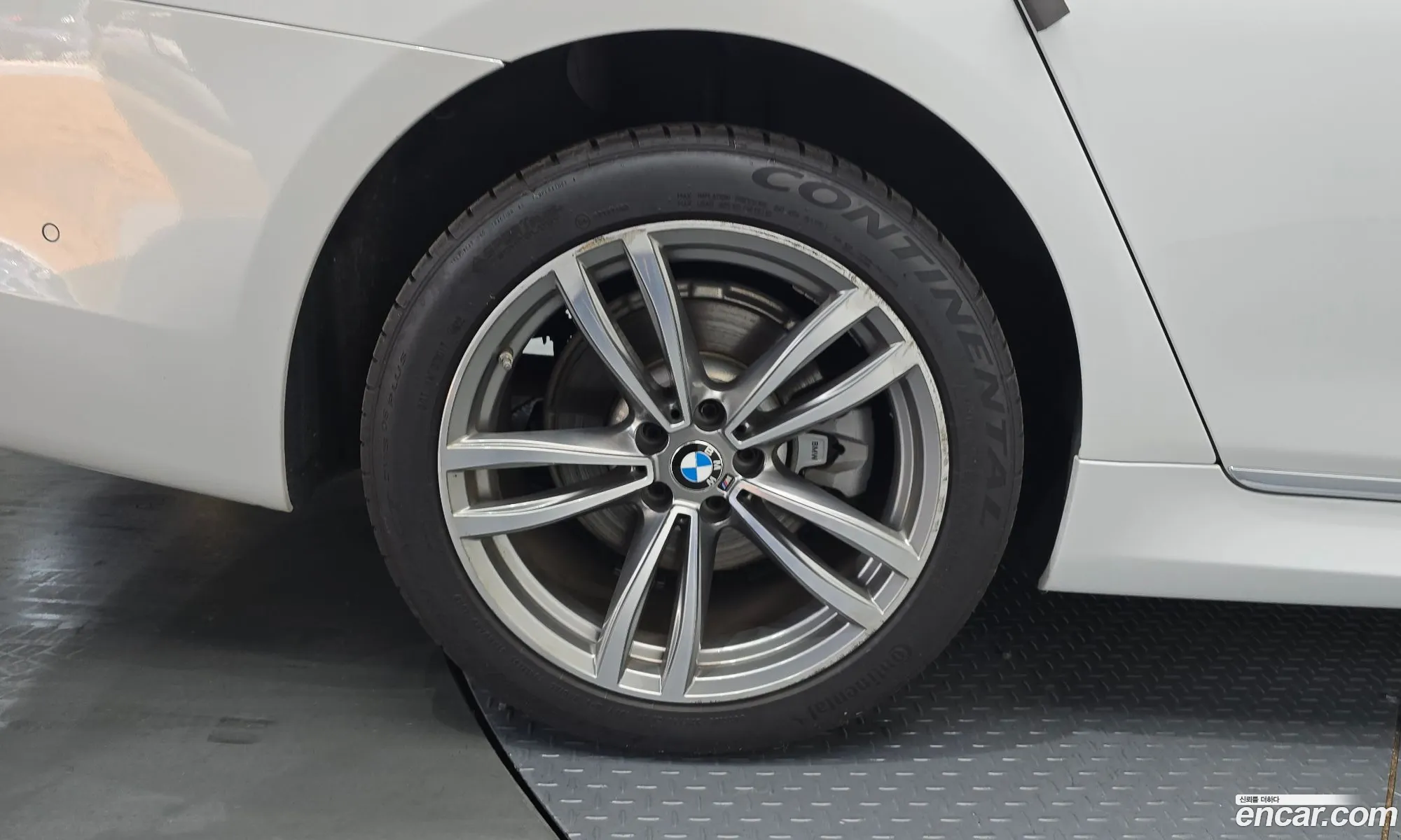 BMW 7 Series 2017 — 2